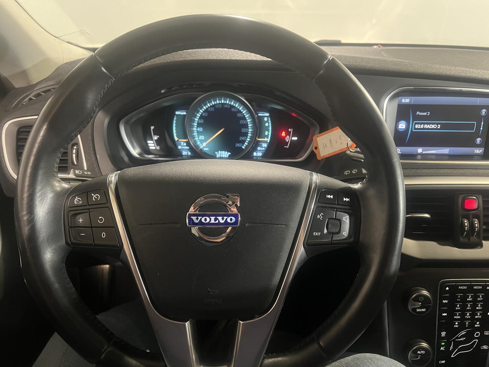 Volvo | V40 | 1.6 T3 Momentum | 2013 | 311,657 km | 13ZRN6 | Logical
