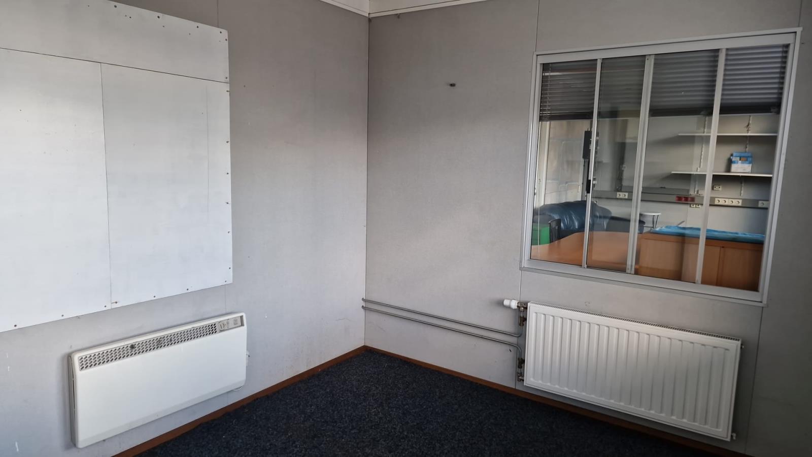 Kantoor Unit met wc 
