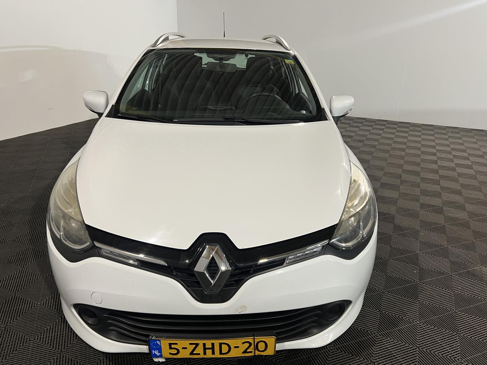 Renault | Clio Estate | 1.5 dCi ECO Expression | 2015 | 295.474 km | 5ZHD20 | Logisch