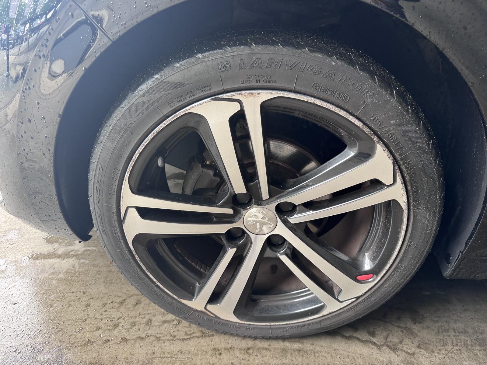 Peugeot | 208 | 1.2 PureTech GT-line | 2017 | 112,969 km | RH701X | Logical