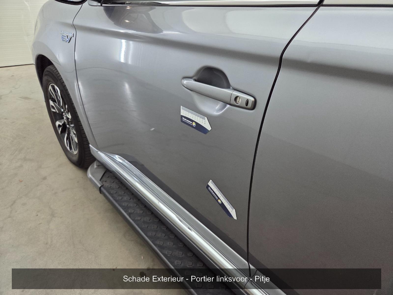 Mitsubishi Outlander 2.0 PHEV Executive Edition | 2015 | 423,443 km | Automatic | HS244V | NAP: Reasonable