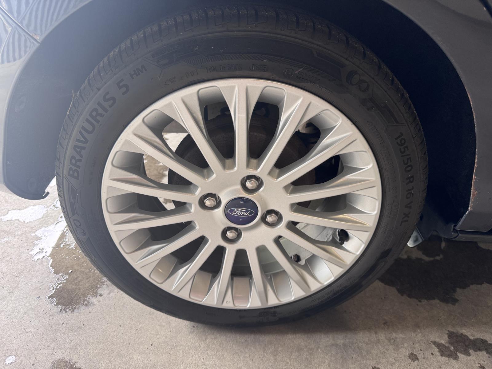 Ford | B-Max | 1.0 EcoBoost Titanium | 2014 | 148,205 km | 3SXX64 | Logical