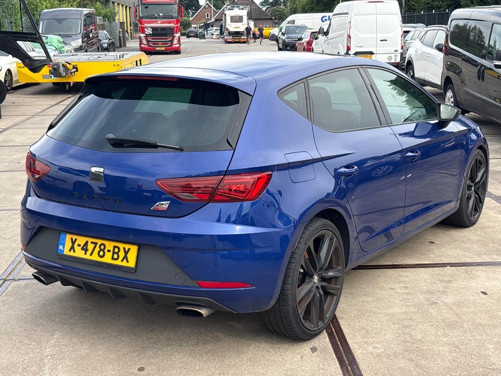 SEAT Leon 2.0 TSI CUPRA 300 | 2017 | 164.876 km | Automaat | X478BX | NAP: Geen oordeel