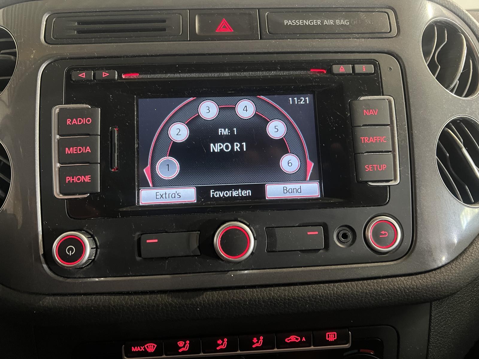 Volkswagen | Tiguan | 1.4 TSI Sport&Style | 2013 | 164,495 km | 3XND44 | No rating