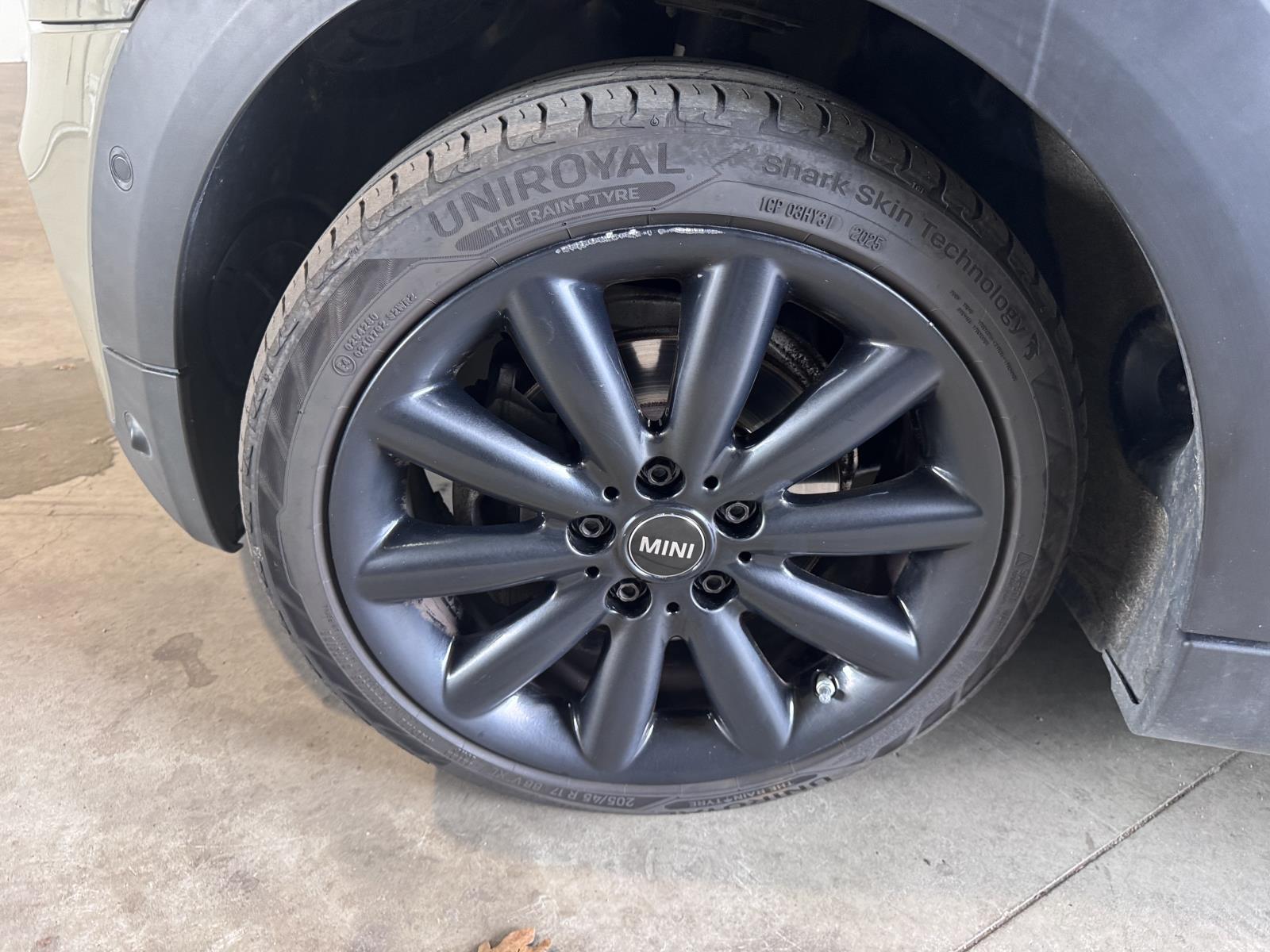 Mini | One | 1.5 One Pepper | 2018 | 117,870 km | L801DZ | No rating