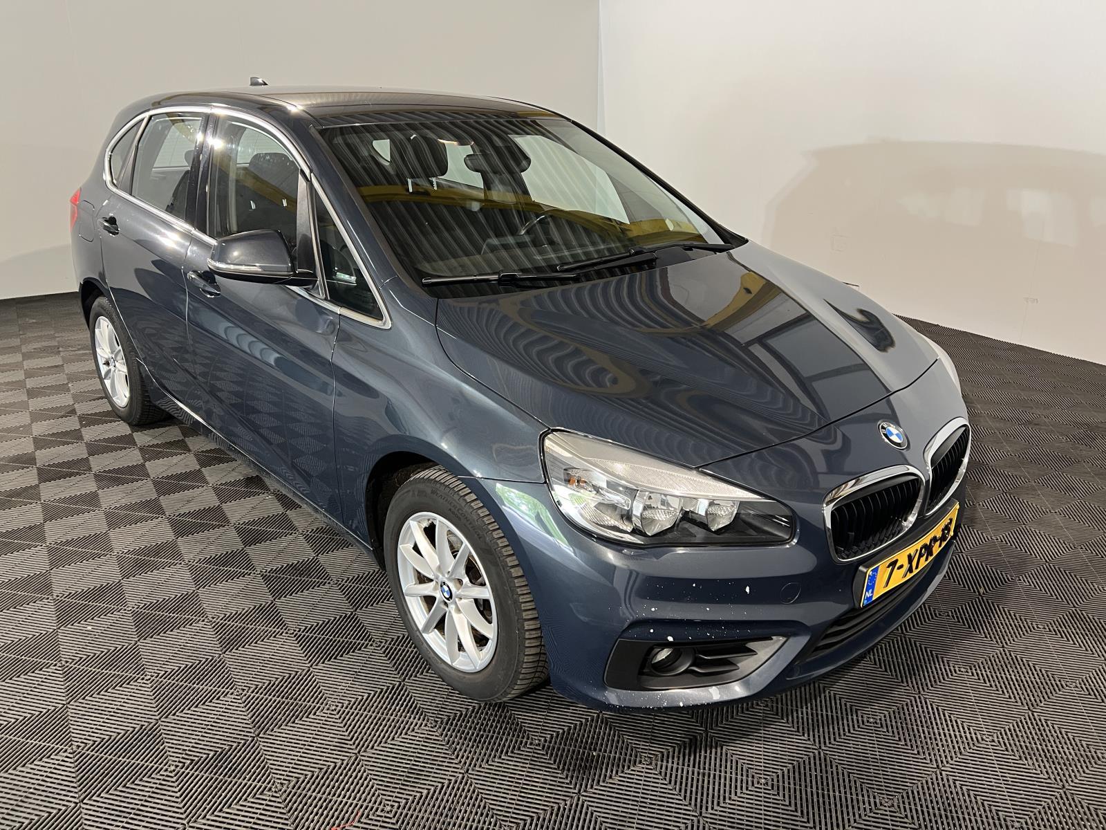 BMW | 2-serie Active Tourer | 218d Executive | 2014 | 294.116 km | 7XPR18 | Logisch