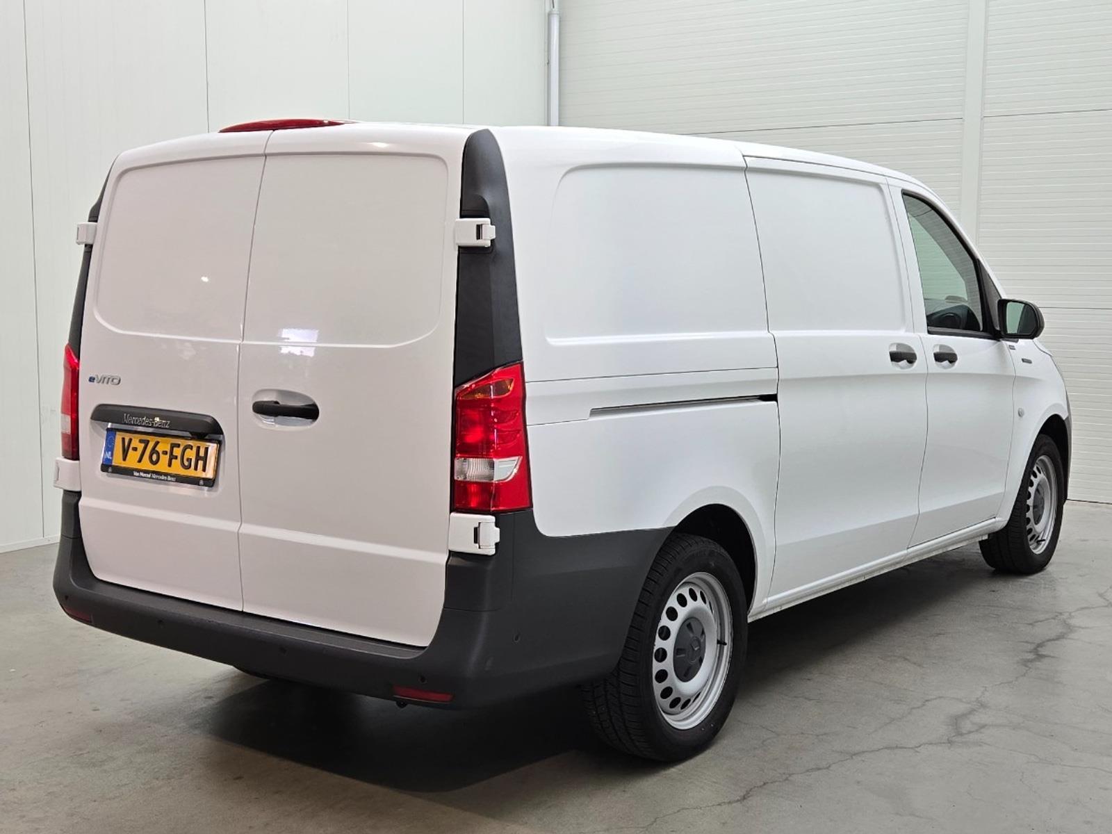 Mercedes-Benz eVito eVito Lang 66 kWh | 2022 | 9.289 km | Automaat | V76FGH | NAP: Geen oordeel