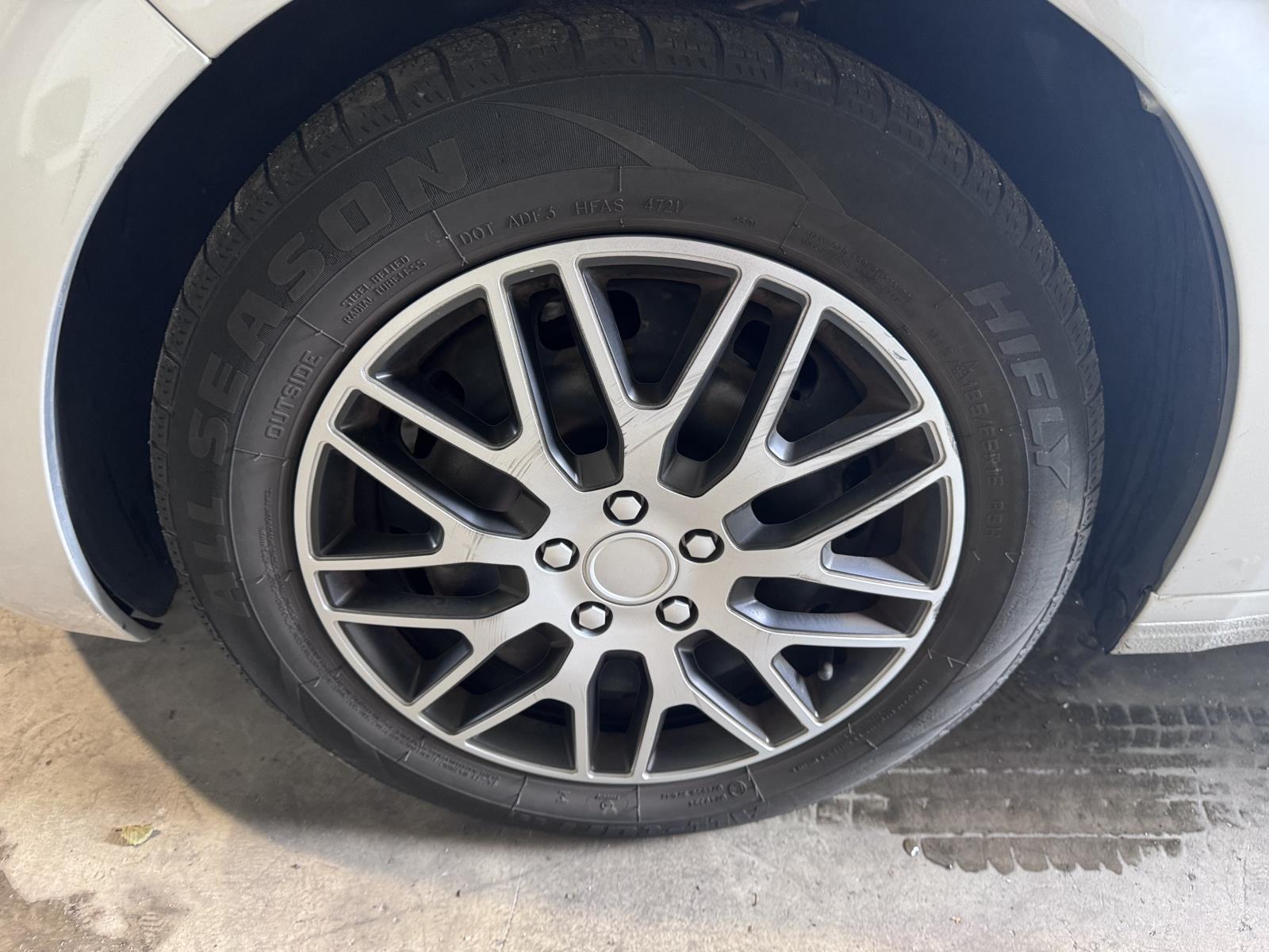 Peugeot | 208 | 1.2 VTi Allure | 2015 | 146,433 km | JV227N | No rating