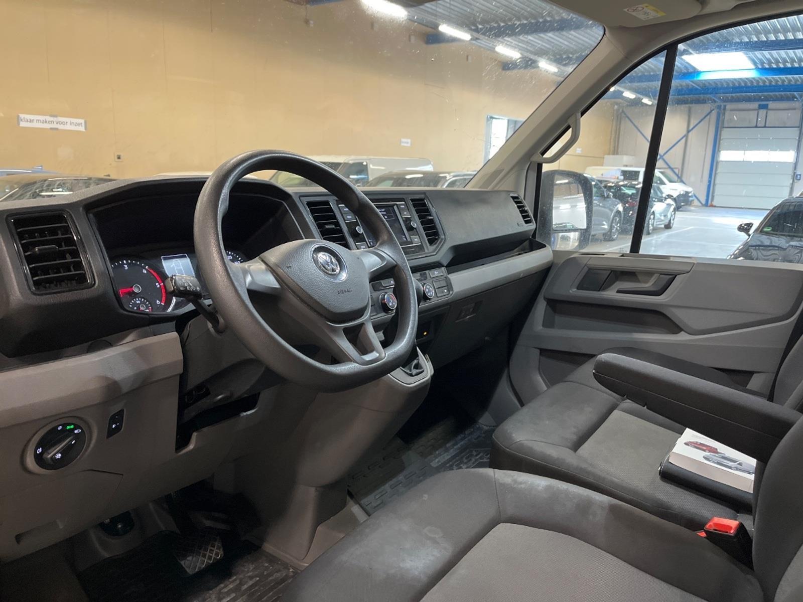 Volkswagen Crafter 35 2.0 TDI L4 Trendline | 2023 | 285.901 km | Automaat | VTS82J | NAP: Logisch