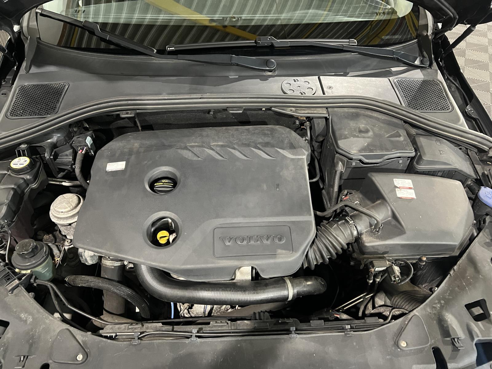 Volvo | V60 | 1.6 DRIVe Momentum | 2012 | 313,585 km | JL474F | No rating