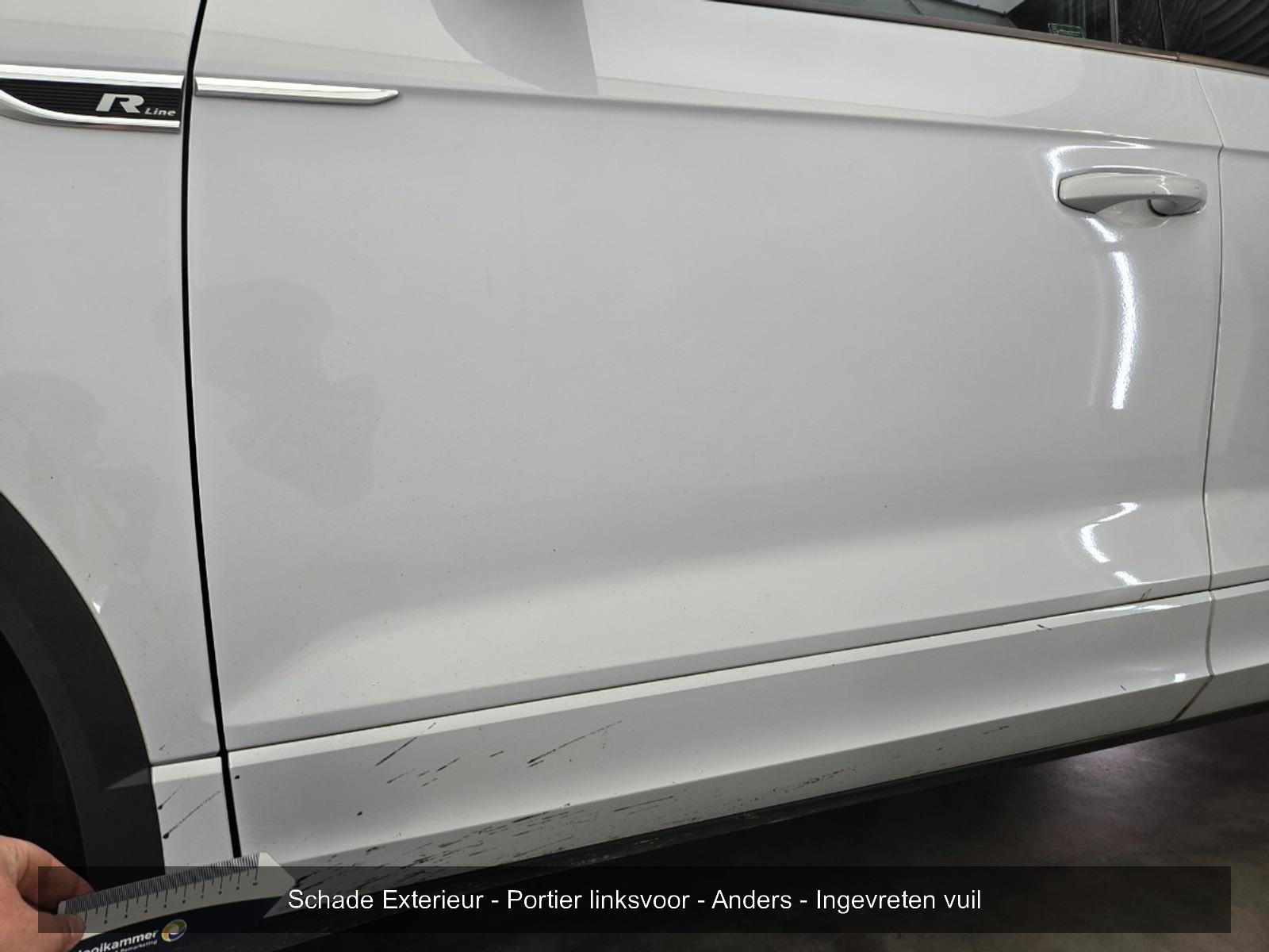 Volkswagen T-Roc 1.5 TSI Sport Business R | 2019 | 238.524 km | Automaat | ZP216T | NAP: Logisch