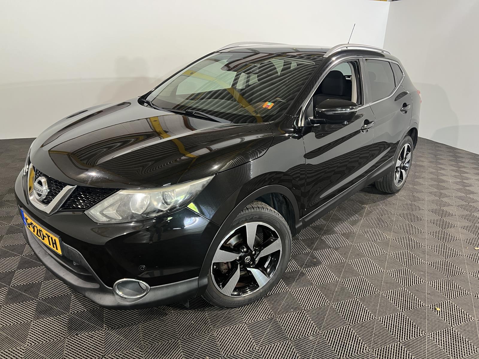 Nissan | Qashqai | 1.2 Connect Edition | 2015 | 136,348 km | G920TH | No rating