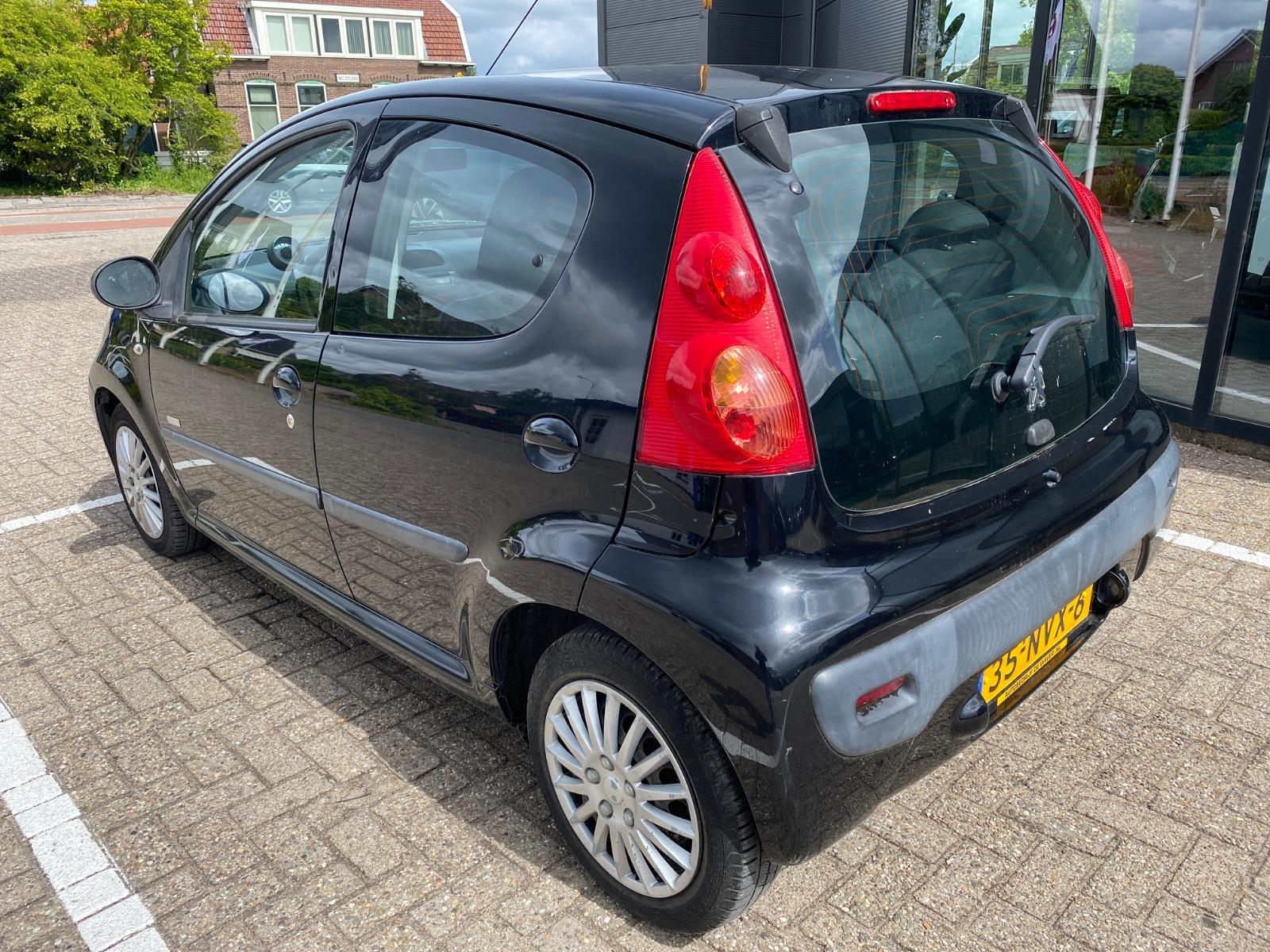 Peugeot 107 1.0-12V Millesim 200 | 2011 | 101.650 km | Automaat | 35NVX6 | NAP: Logisch