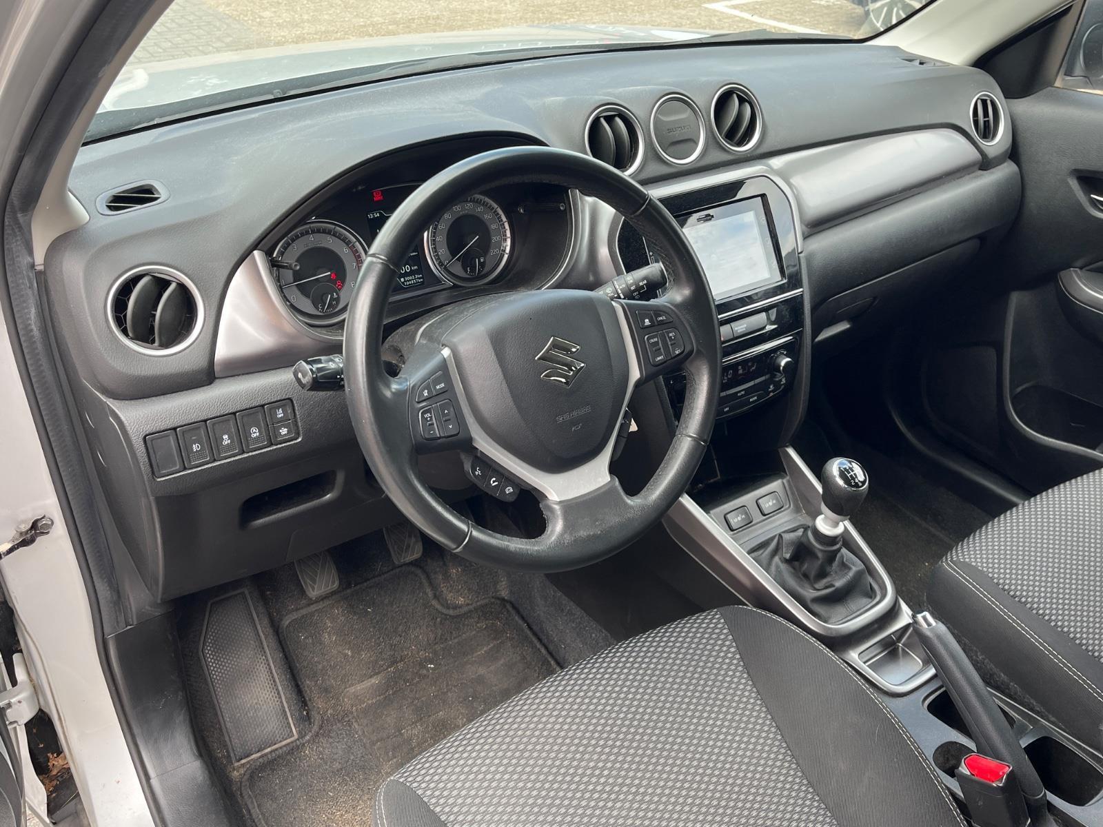 Suzuki Vitara 1.4 Boosterjet Select Smart Hybrid | 2020 | 104,856 km | N984BL | NAP: No rating