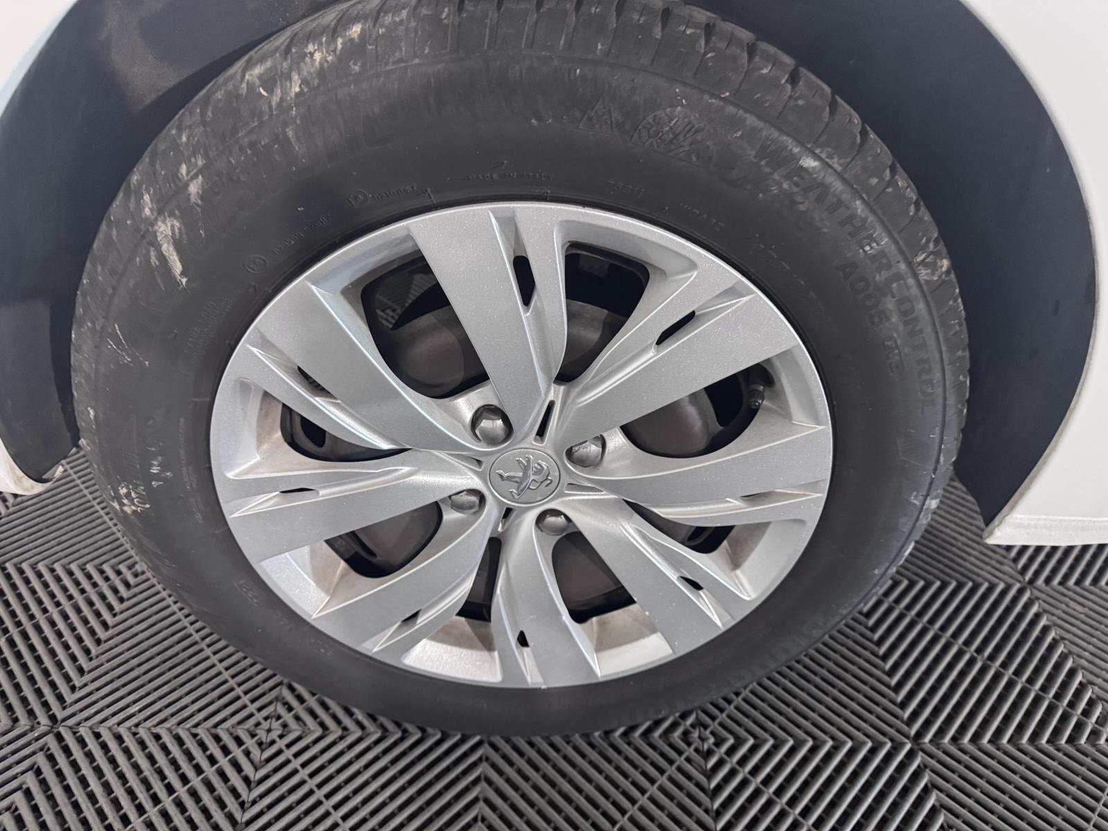 Peugeot | 208 | 1.0 PureTech LIKE | 2015 | 91.234 km | ZK160N | Geen oordeel