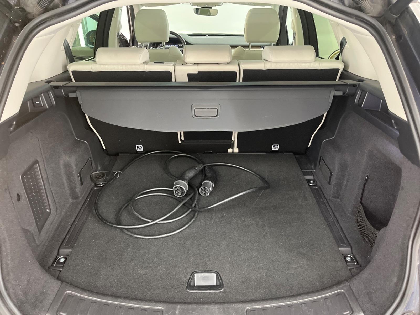 Land Rover Discovery Sport P300e 1.5 R-Dynamic HSE | 2022 | 111.210 km | Automaat | P679HT | NAP: Logisch