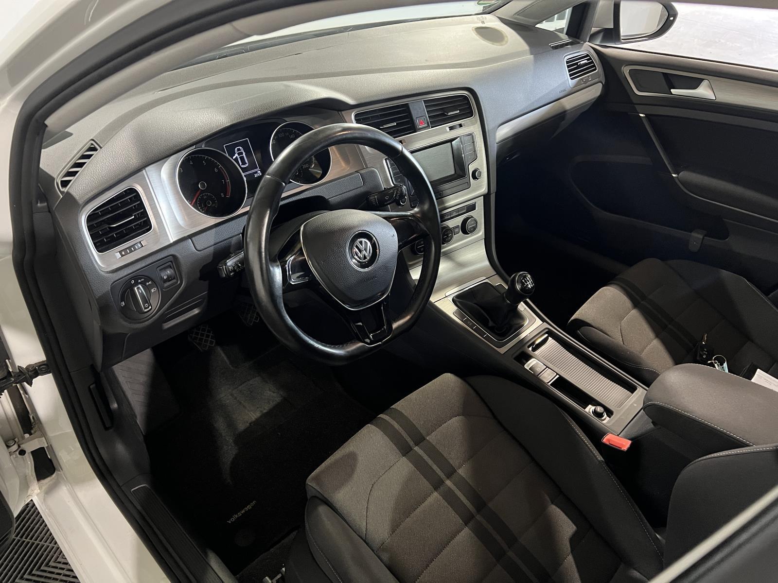 Volkswagen | Golf | 1.2 TSI Comfortline | 2013 | 204,768 km | 5STX36 | Logical