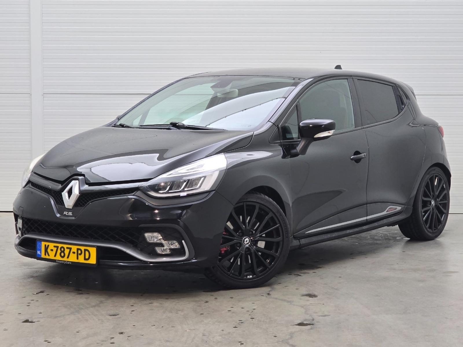 Renault Clio 1.6 R.S. Trophy | 2016 | 140.143 km | Automaat | K787PD | NAP: Geen oordeel