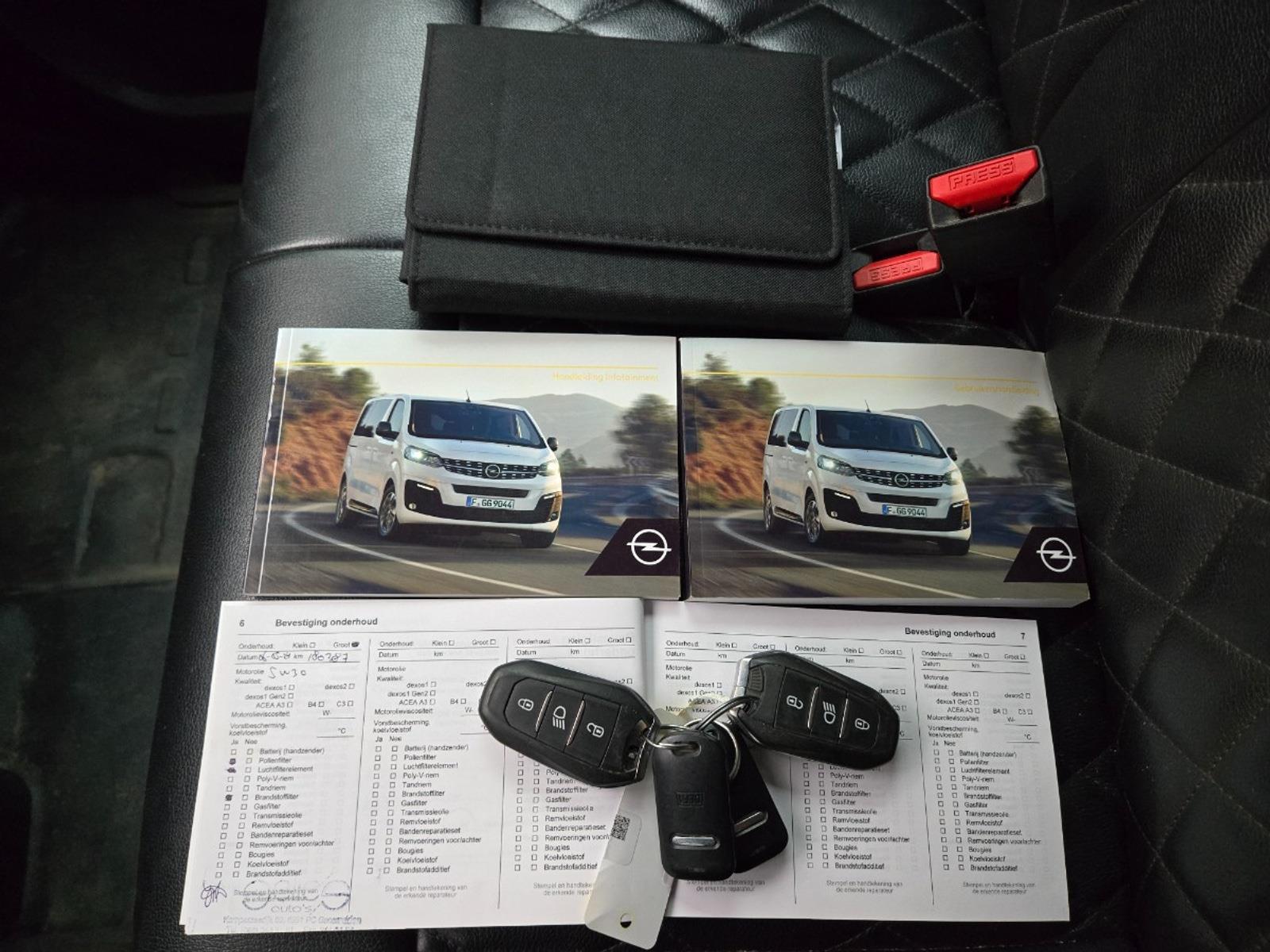 Opel Vivaro 2.0 CDTI L3H1 DC Innovation | 2020 | 250.812 km | Automaat | VFN43R | NAP: Logisch