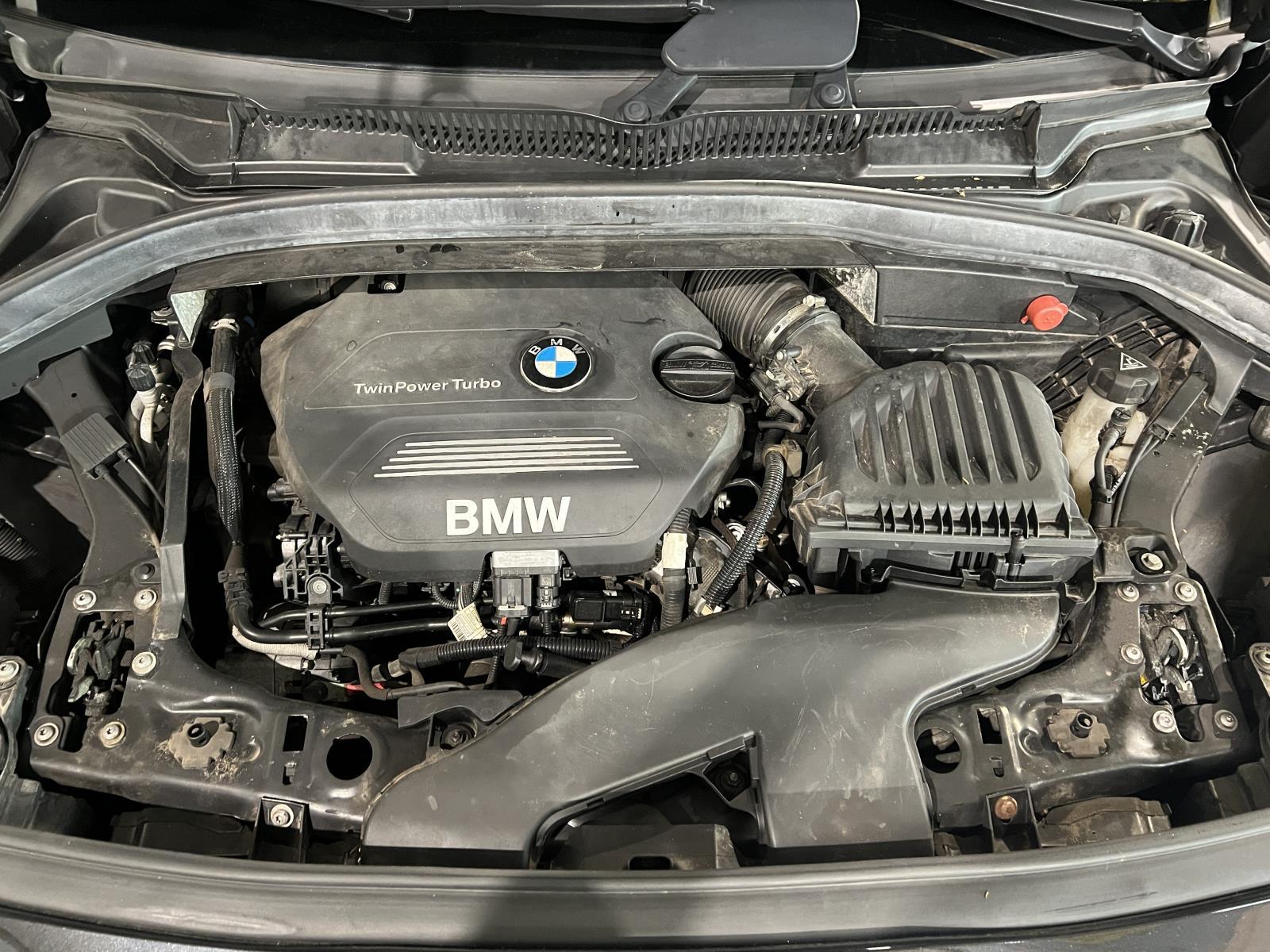 BMW | 2-serie Active Tourer | 218d Executive | 2014 | 299.686 km | 5XJZ65 | Logisch