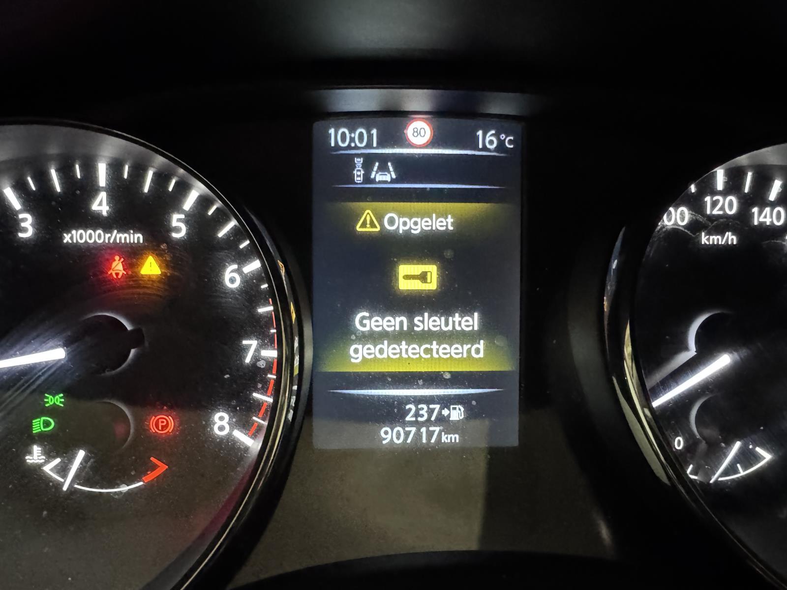 Nissan | Qashqai | 1.2 Premier Edition | 2014 | 90.715 km | J048BR | Geen oordeel