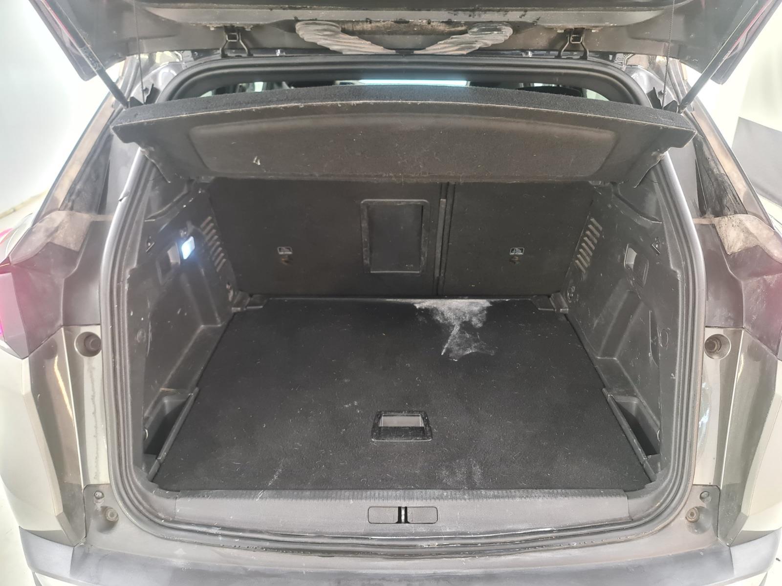 Peugeot 3008 1.6 e-THP GT Line | 2017 | 159.880 km | Automaat | K028SV | NAP: Geen oordeel