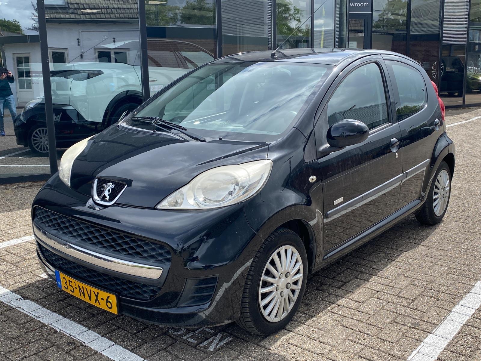 Peugeot 107 1.0-12V Millesim 200 | 2011 | 101.650 km | Automaat | 35NVX6 | NAP: Logisch