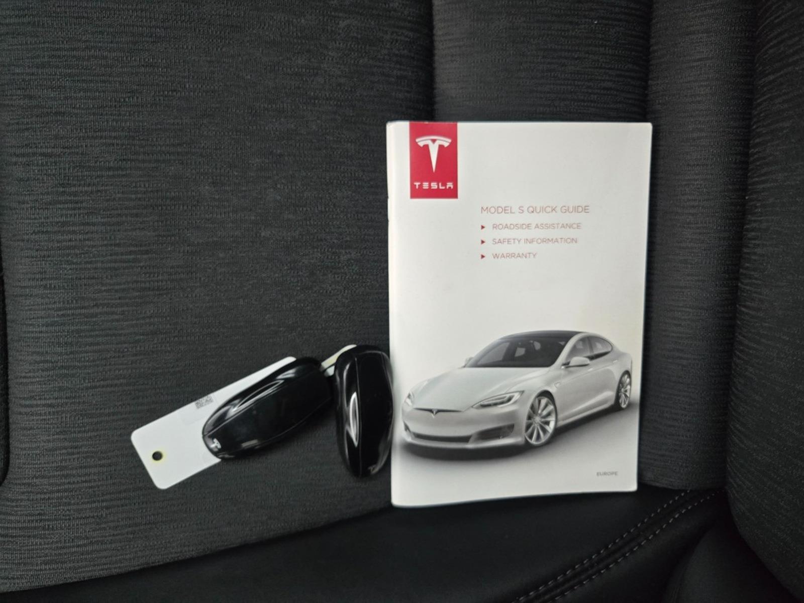 Tesla Model S 75D Base | 2017 | 152,011 km | Automatic | RG038L | NAP: Makes sense