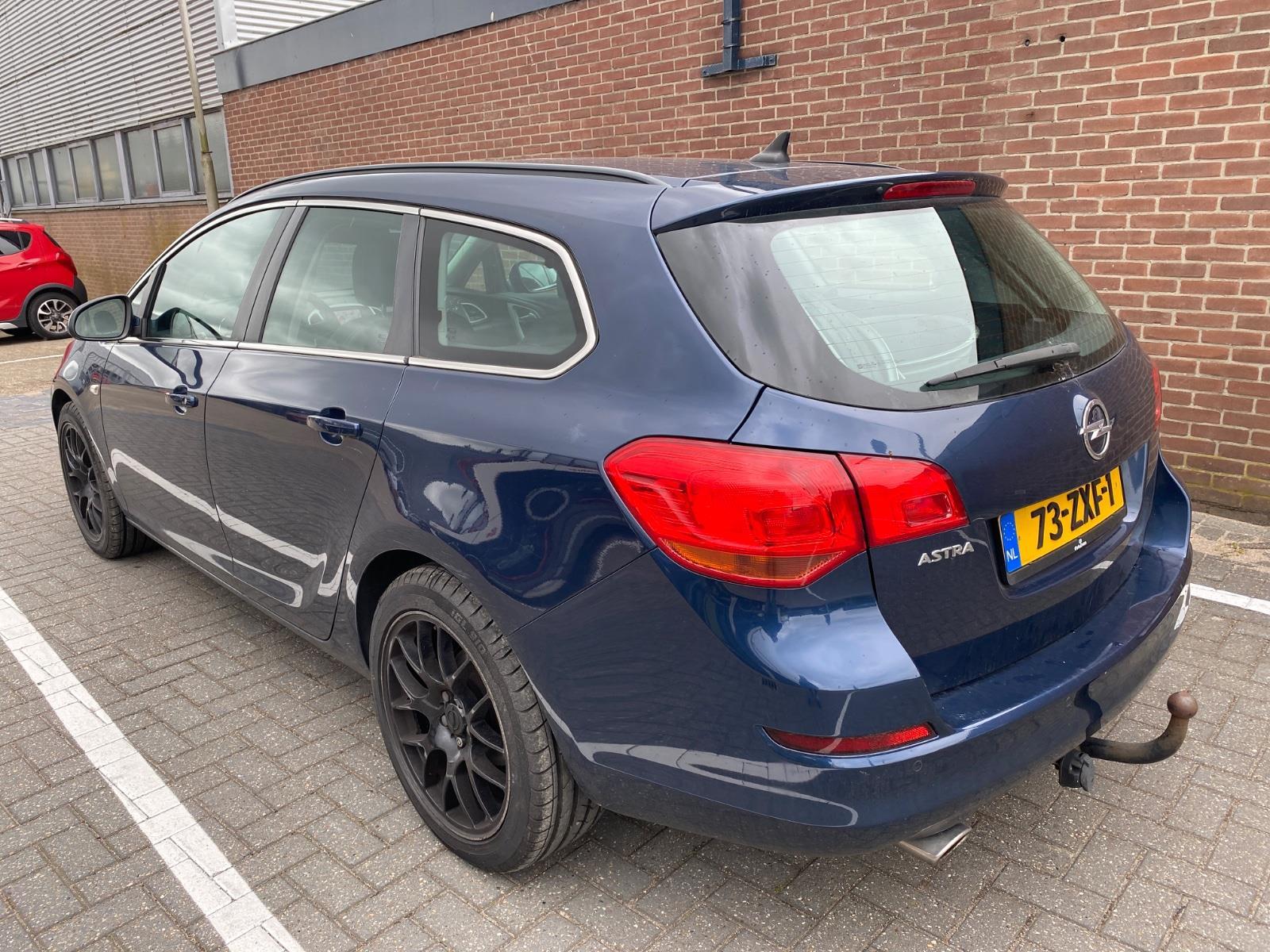 Opel Astra Sports Tourer 1.4 Turbo Anniversary Edition | 2013 | 187.156 km | 73ZXF1 | NAP: Logisch
