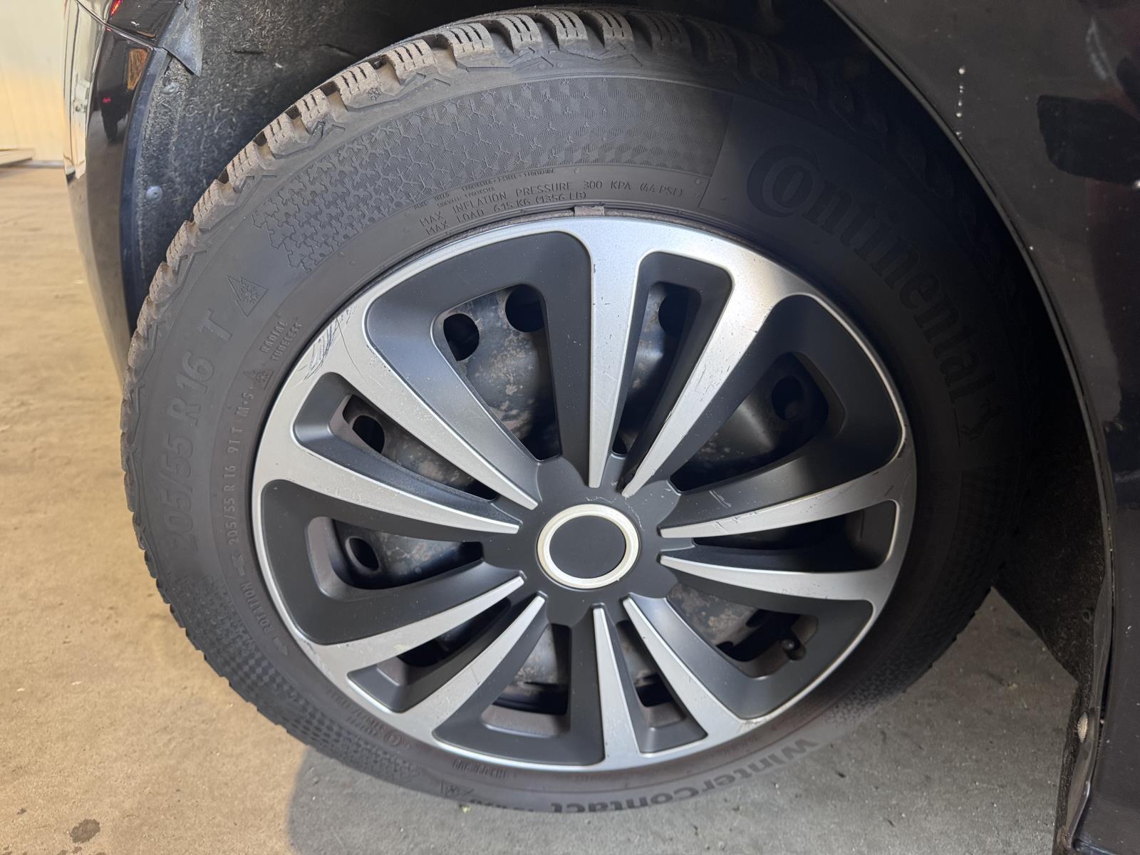 Volvo | V40 | 2.0 D2 Inscription | 2017 | 272.318 km | ZR475X | Geen oordeel