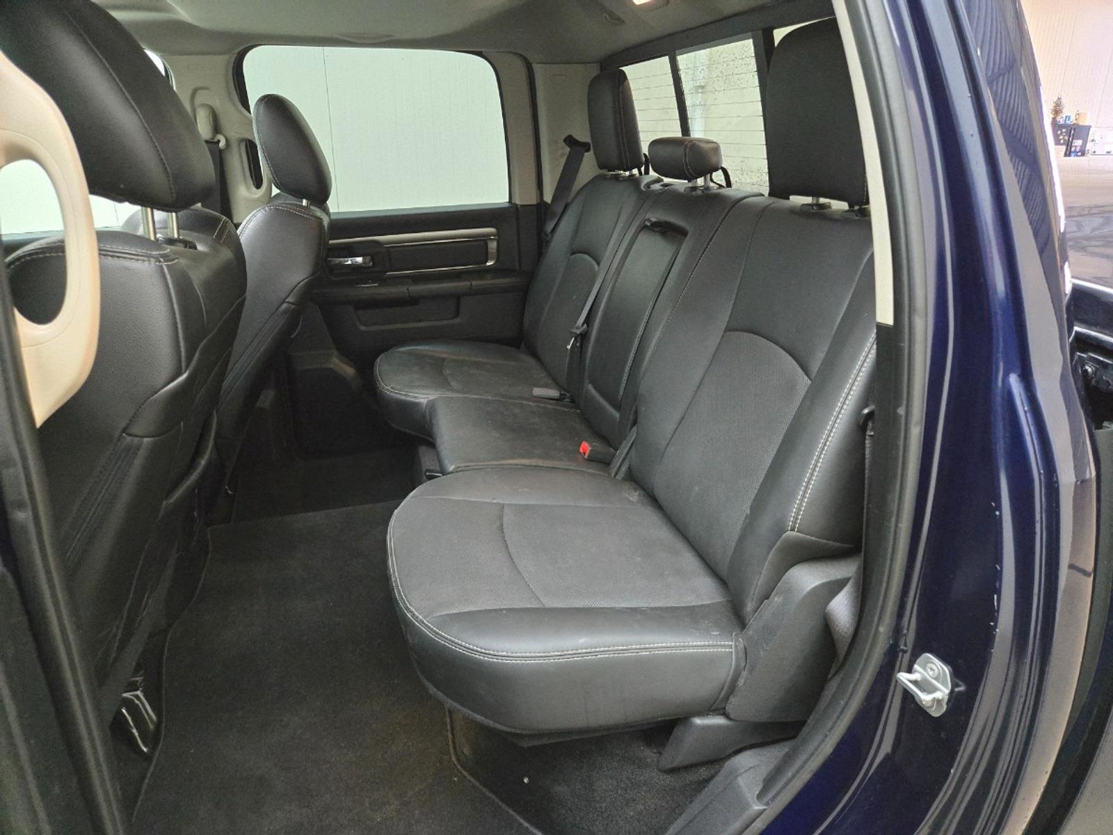 Dodge Ram 1500 5.7 V8 Quad Cab 6'4 | 2017 | 182.969 km | Automaat | V918DK | NAP: Logisch