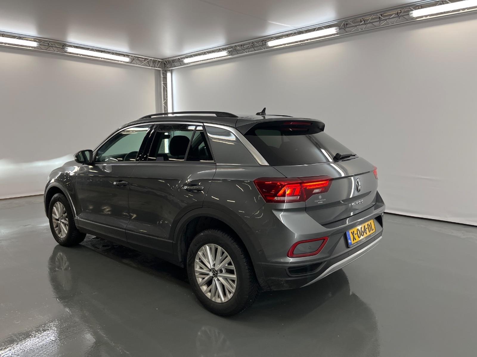 Volkswagen T-Roc 1.0 TSI Life | 2023 | 60,503 km | X064DL | NAP: Logical