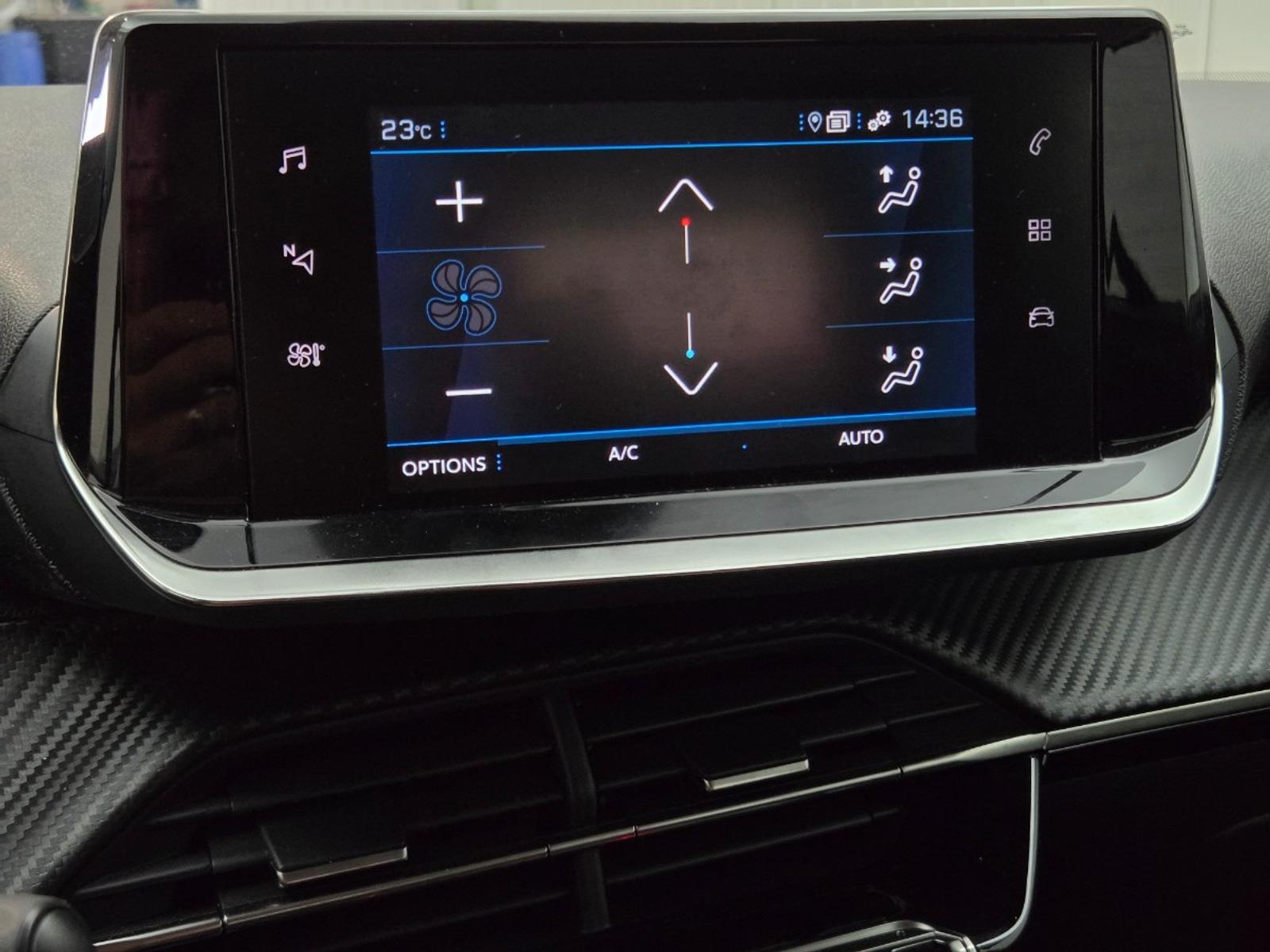 Peugeot 2008 1.2 PureTech Allure | 2021 | 97.862 km | Automaat | JBB86R | NAP: Geen oordeel