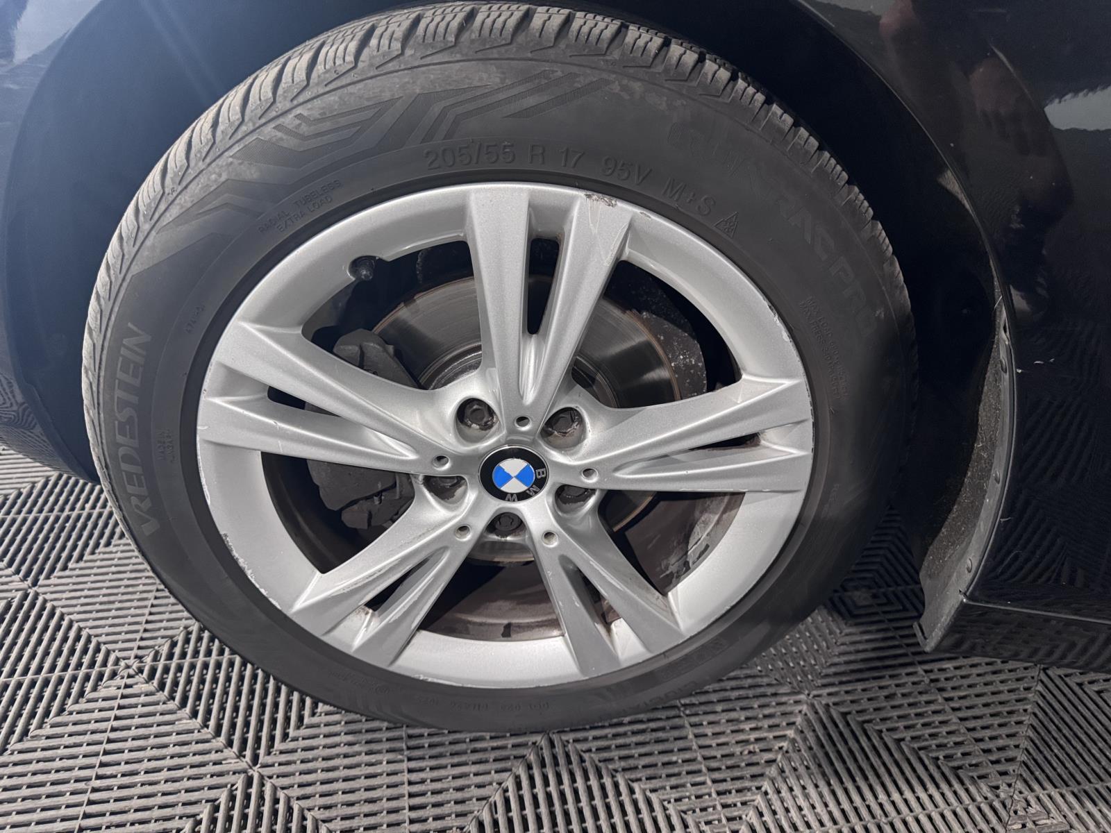 BMW | 2-serie Active Tourer | 218d Executive | 2014 | 299.686 km | 5XJZ65 | Logisch