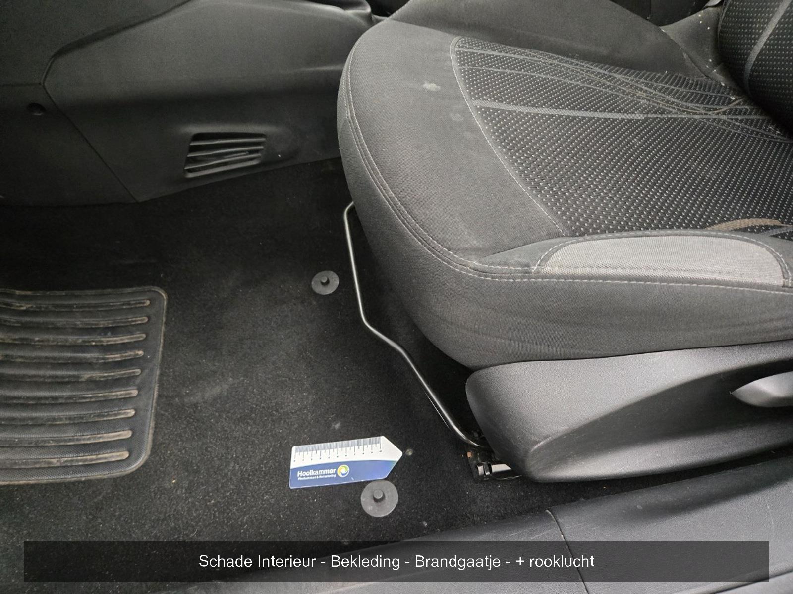 Peugeot 208 1.2 VTi Active | 2014 | 201.623 km | 5TDP17 | NAP: Logisch