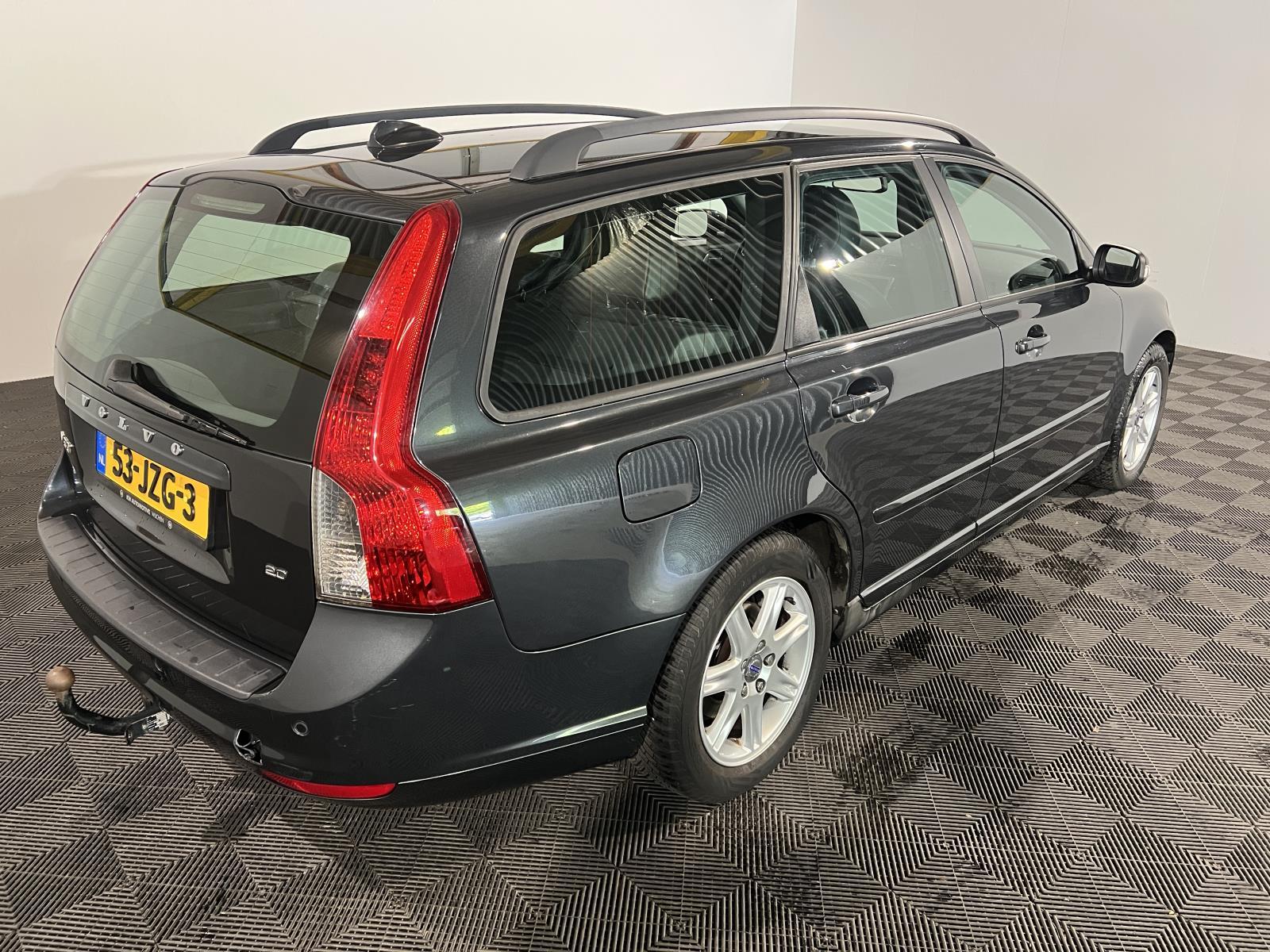 Volvo | V50 | 2.0 Momentum | 2009 | 321,169 km | 53JZG3 | Logical