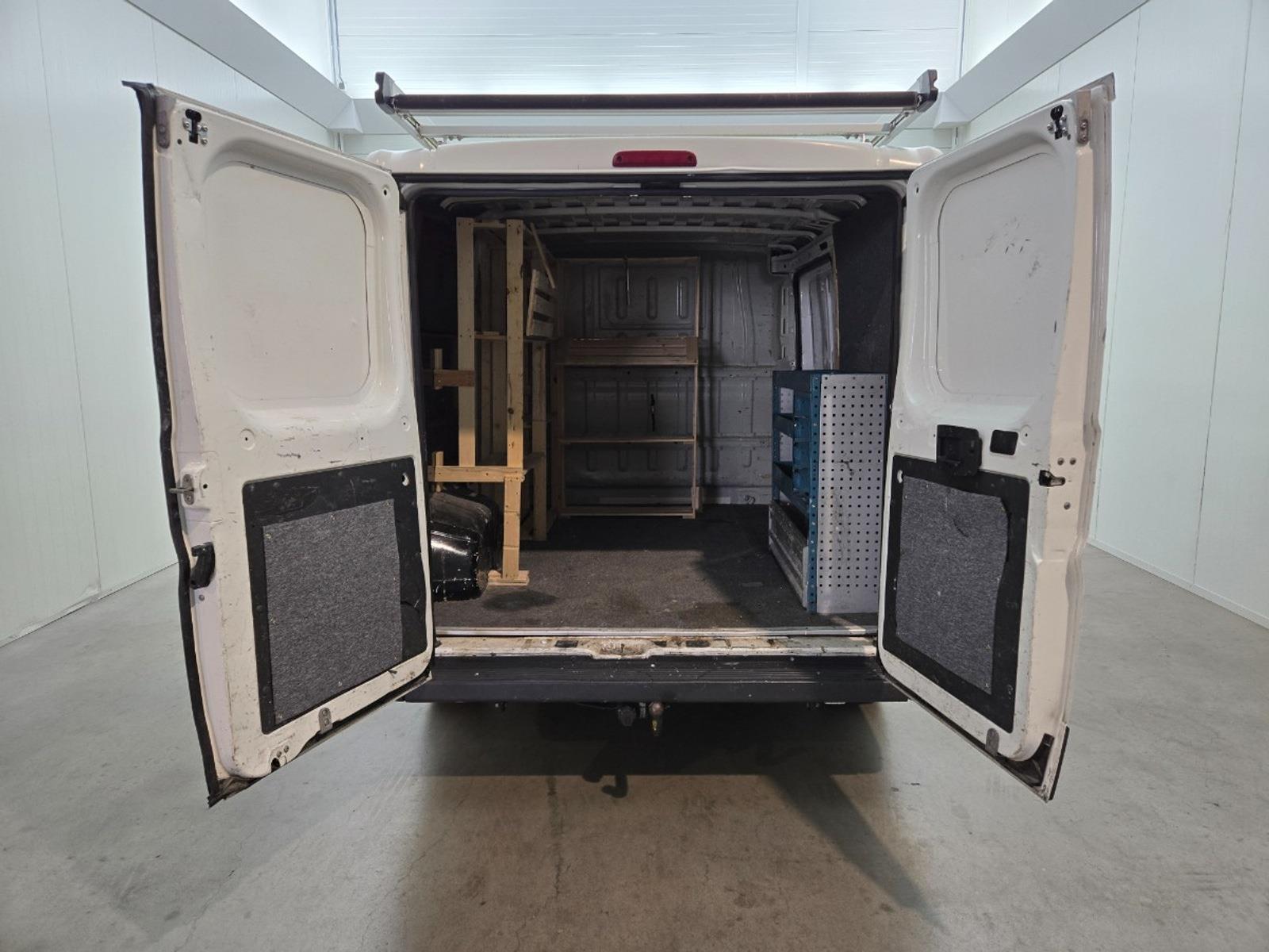Peugeot Boxer 328 2.2 HDI L1H1 XR Profit+ | 2015 | 228,694 km | VR867R | NAP: Makes sense