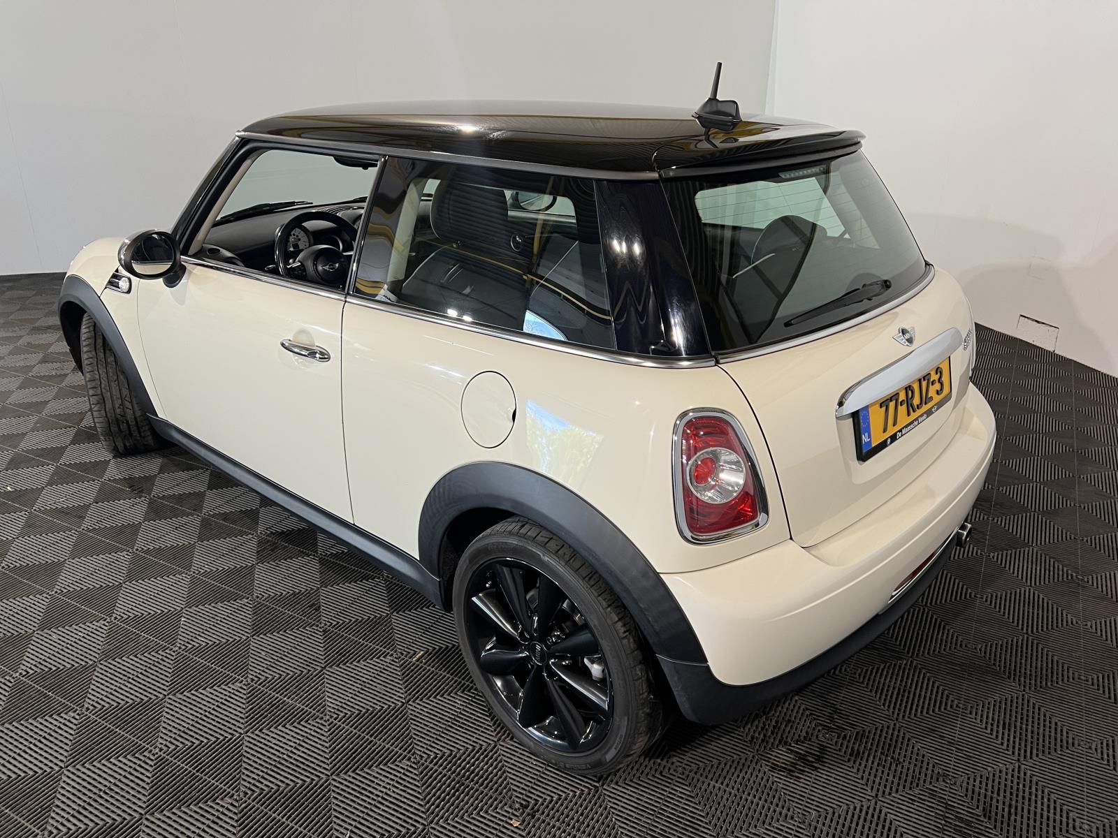 Mini | Cooper | 1.6 Cooper 10 Years | 2011 | 165,503 km | 77RJZ3 | Logical
