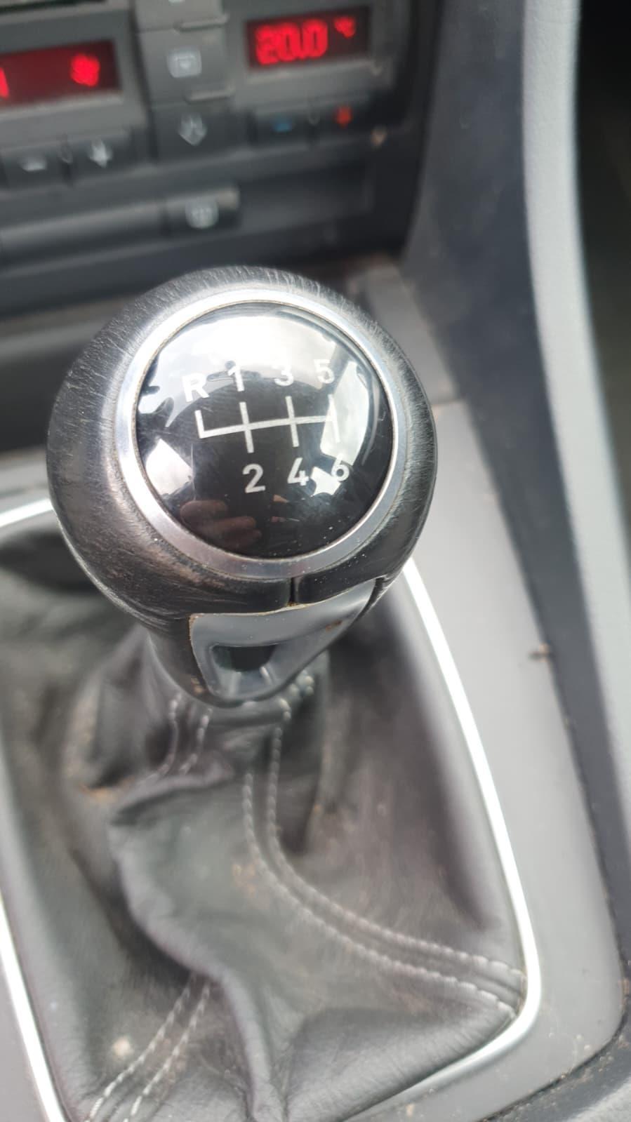 SEAT | Exeo ST | 2.0 TDI Style | 2010 | 282.462 km | 77KXD5 | Logisch