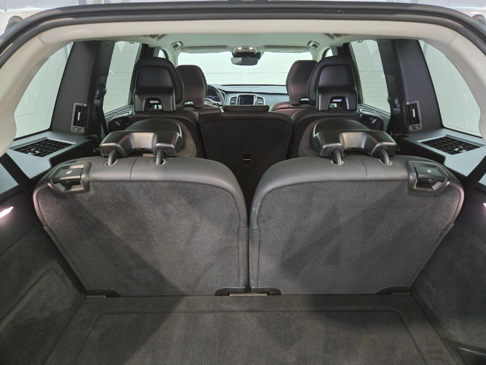 Volvo XC90 2.0 T8 Recharge AWD R-Design | 2022 | 74.181 km | Automaat | X152LD | NAP: Geen oordeel