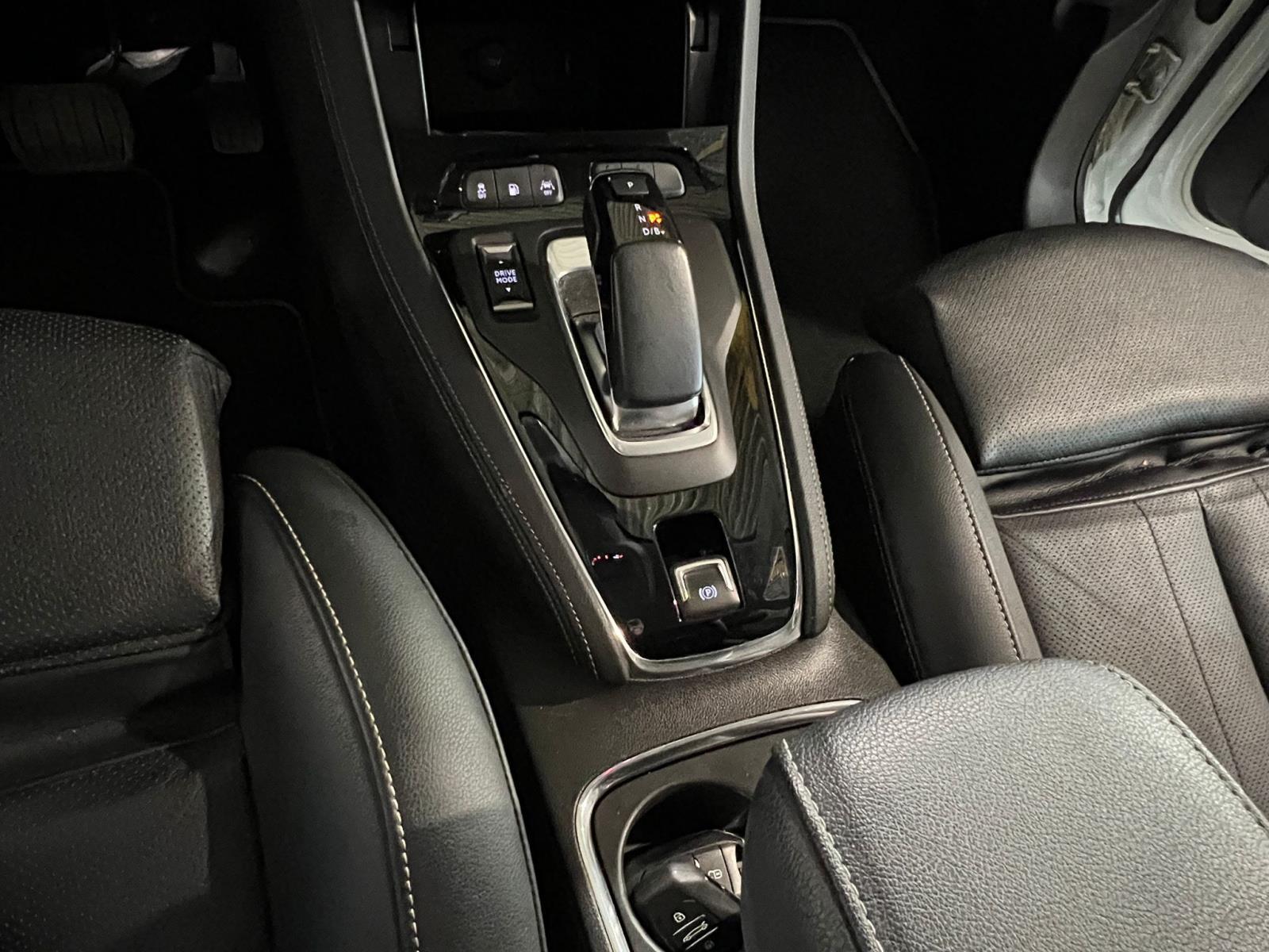 Opel | Grandland X | 1.6 Turbo Hybrid4 Ultimate | 2021 | 188.683 km | L243XH | Logisch