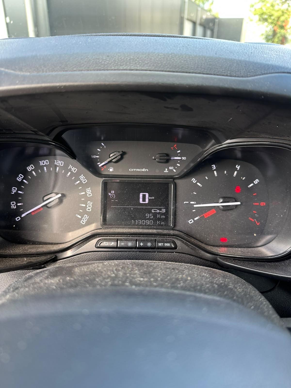 Citroen | Berlingo | 1.6 BlueHDI Club | 2019 | 113.090 km | V894VH | Logisch