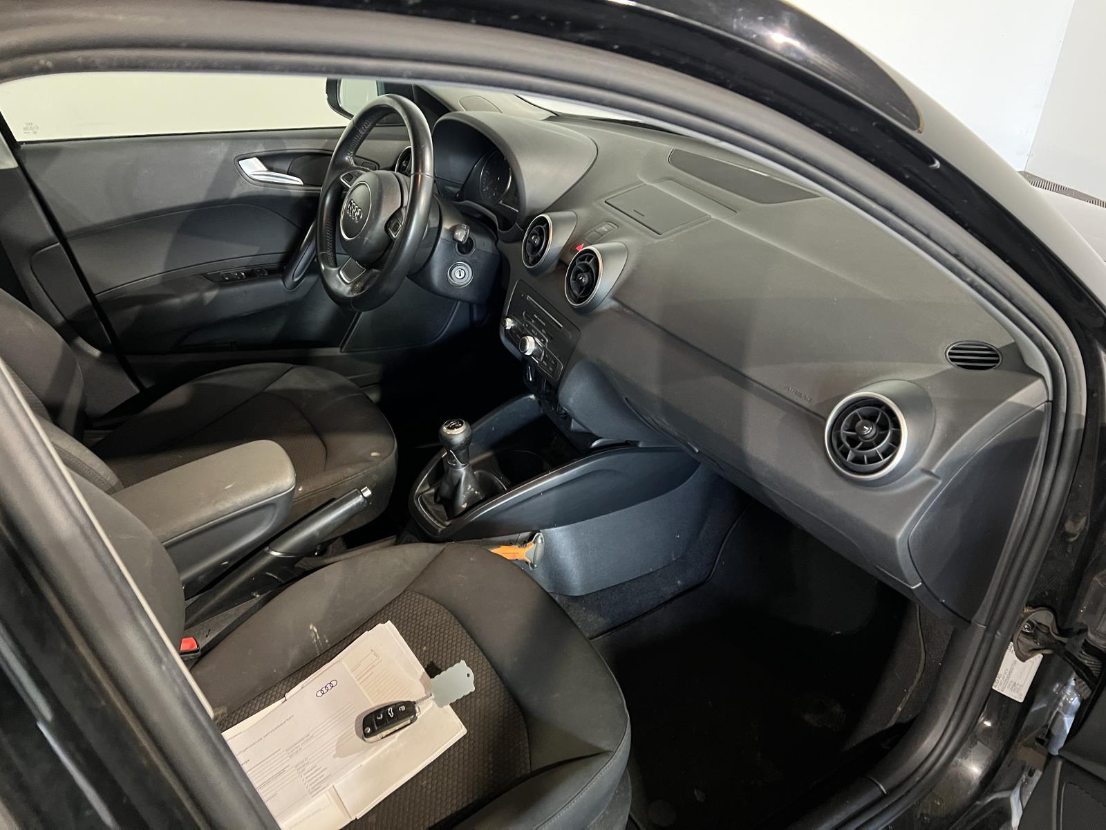 Audi | A1 Sportback | 1.4 TDI Adrenalin | 2017 | 311.682 km | NL596G | Logisch