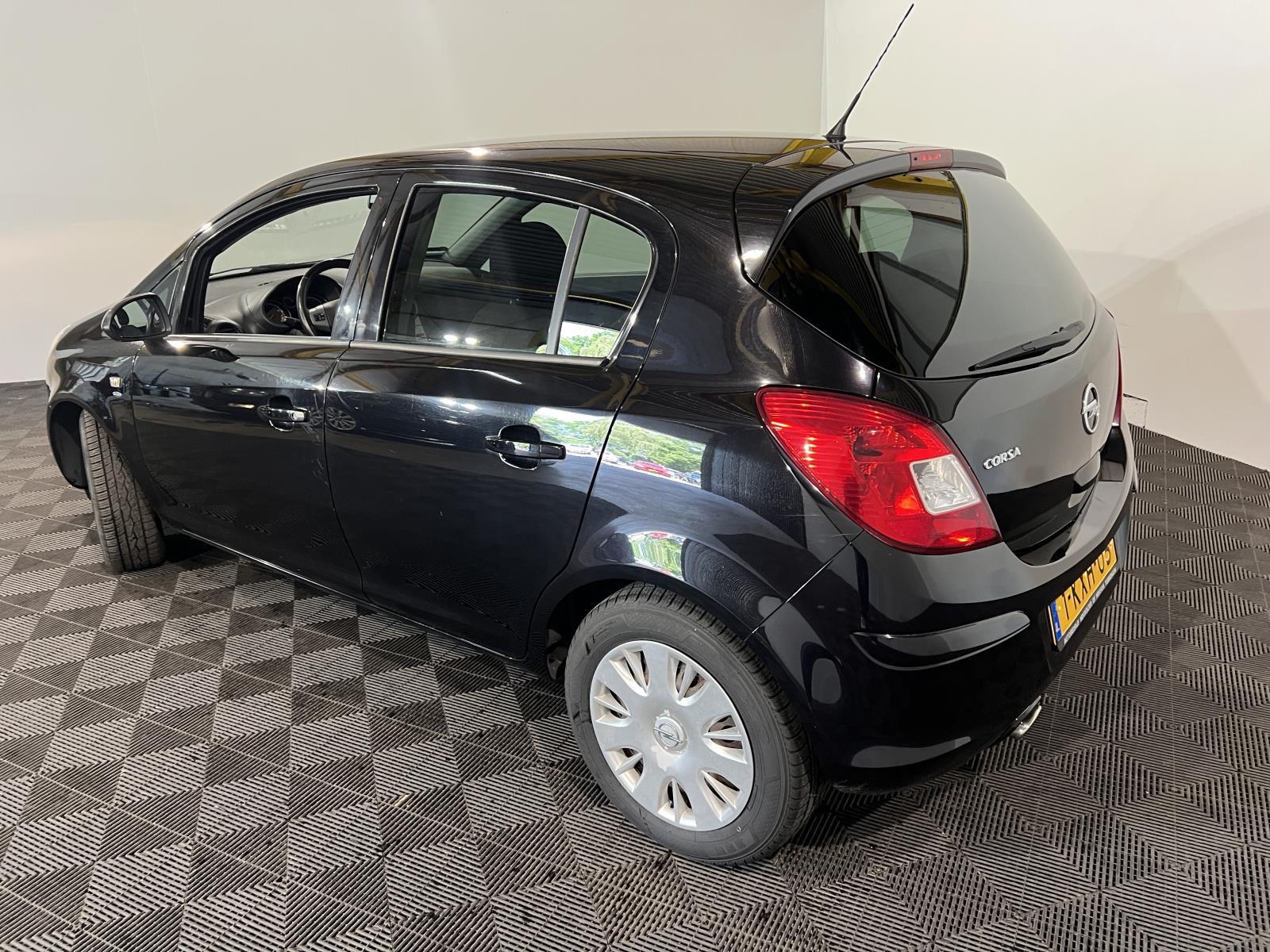 Opel | Corsa | 1.4-16V Cosmo | 2011 | 90,421 km | 1KXH05 | No rating