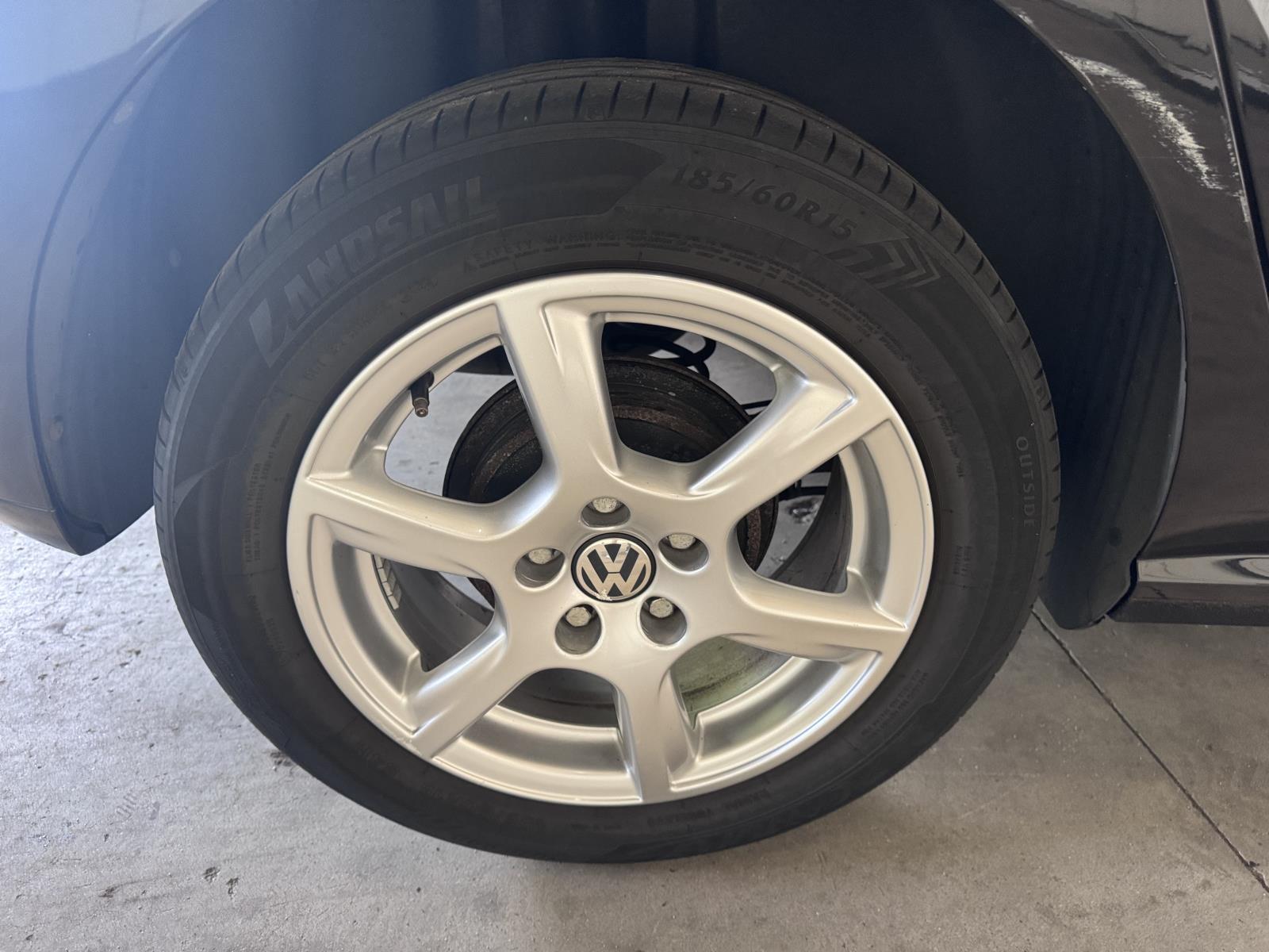 Volkswagen | Polo | 1.0 First Edition | 2014 | 173.261 km | RJ895R | Geen oordeel