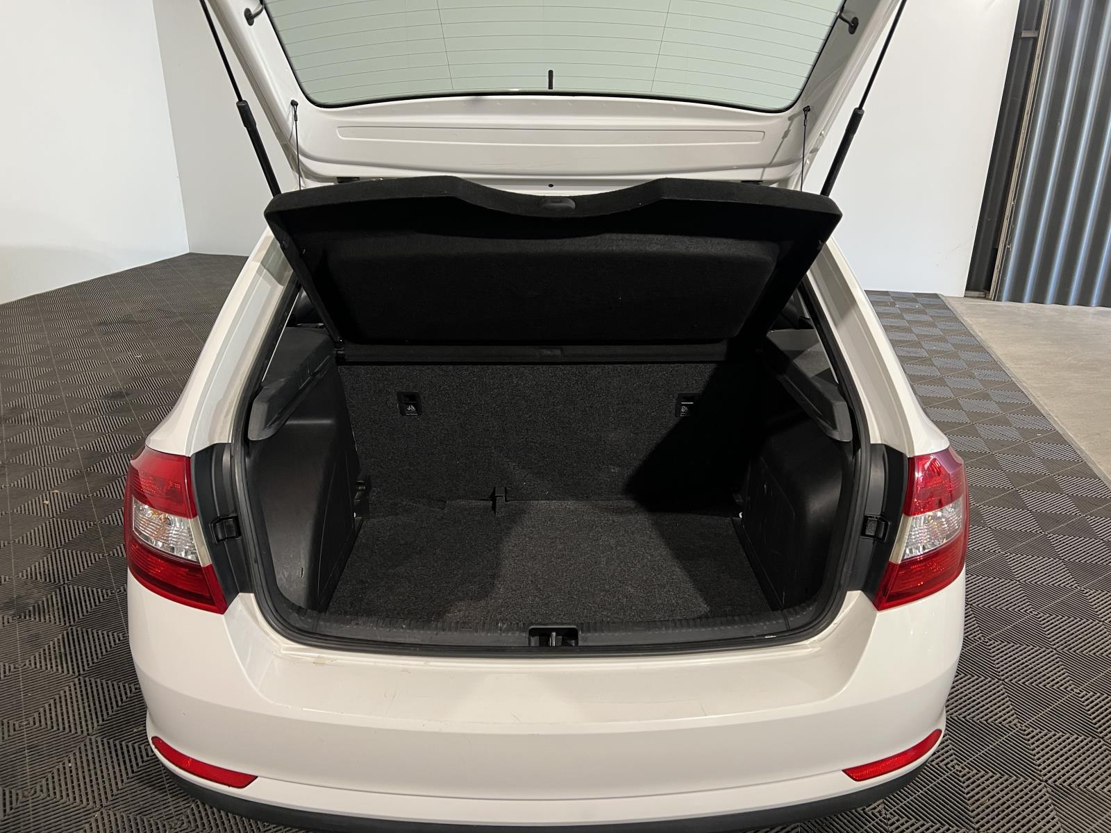 Skoda | Rapid Spaceback | 1.2 TSI Greentech Active | 2014 | 136.987 km | PR673H | Geen oordeel