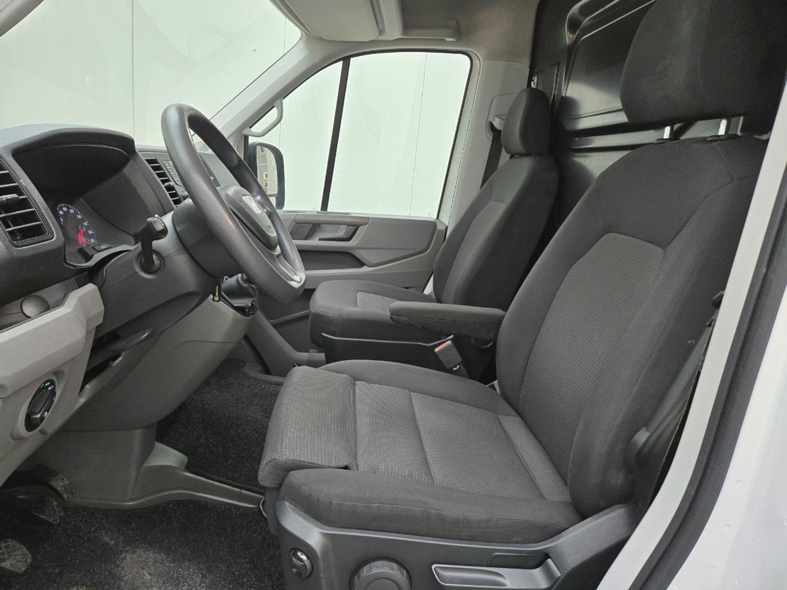 MAN TGE 30 2.0 Standard | 2018 | 221,636 km | V263LB | NAP: Logical
