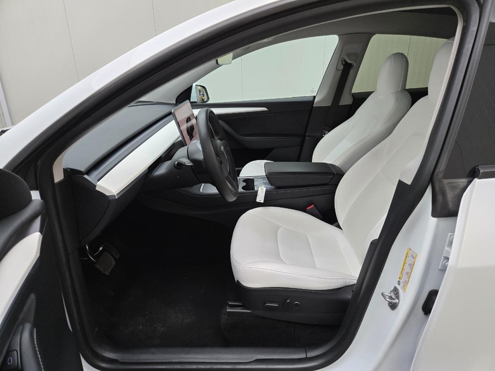 Tesla Model Y Long Range AWD 75 kWh | 2022 | 120.568 km | Automaat | P580GV | NAP: Logisch
