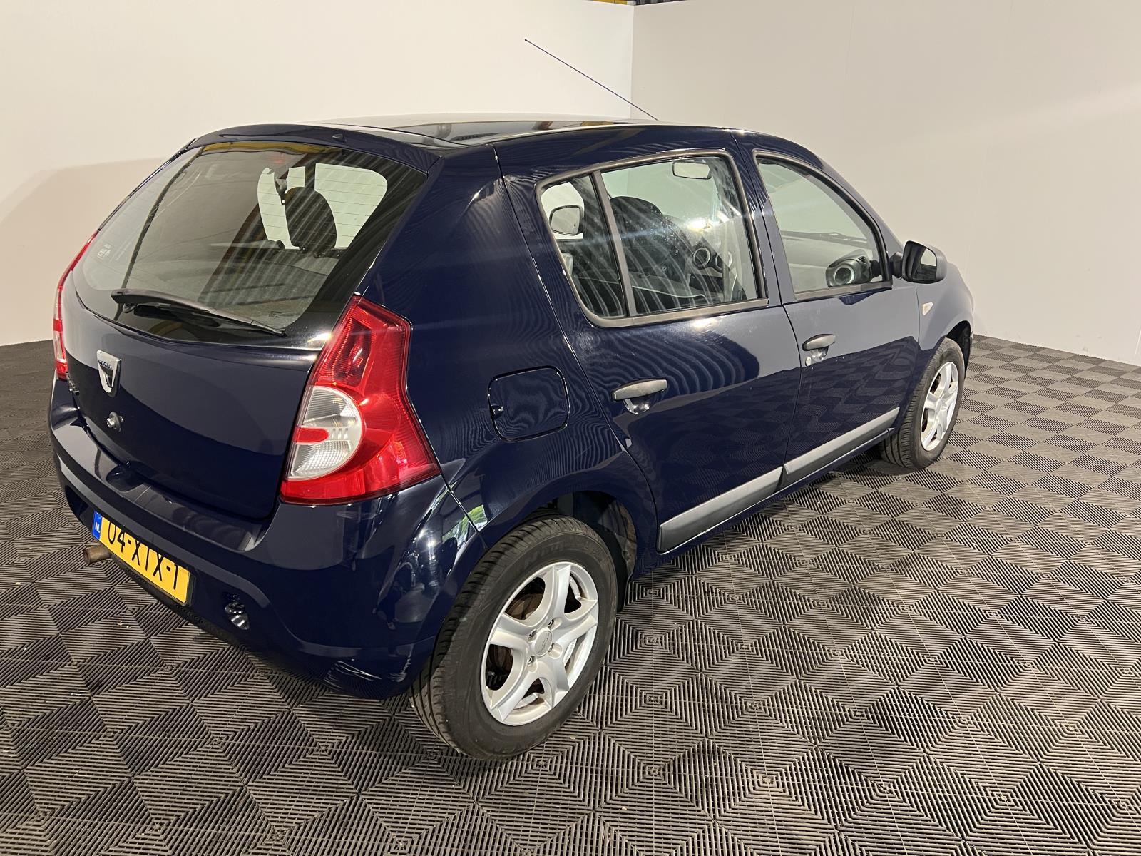 Dacia | Sandero | 1.2 Aniversare Bi-Fuel | 2012 | 193,099 km | 04XTX1 | Logical