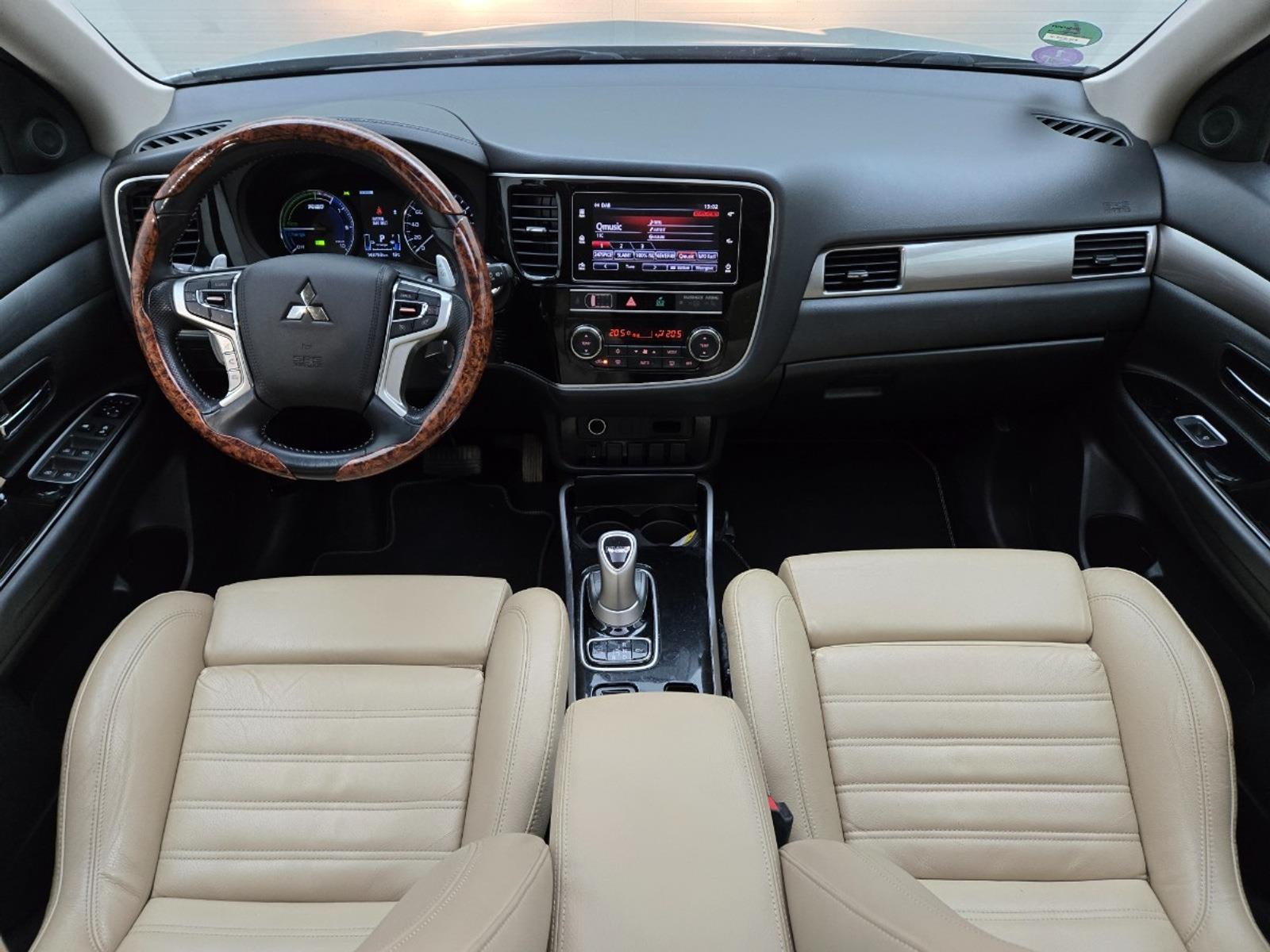 Mitsubishi Outlander 2.4 PHEV Pure | 2019 | 143,793 km | Automatic | XG633V | NAP: Reasonable